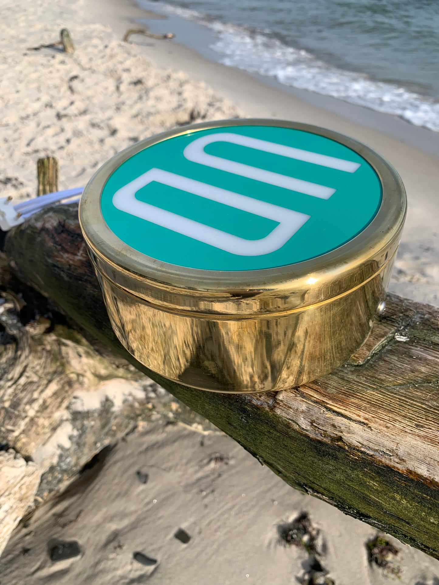 Louis Poulsen lysskilt - Ud