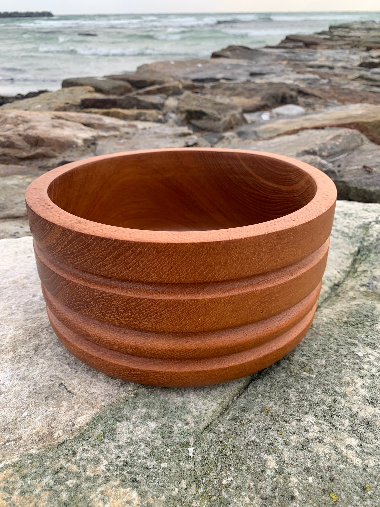 Skål i teak
