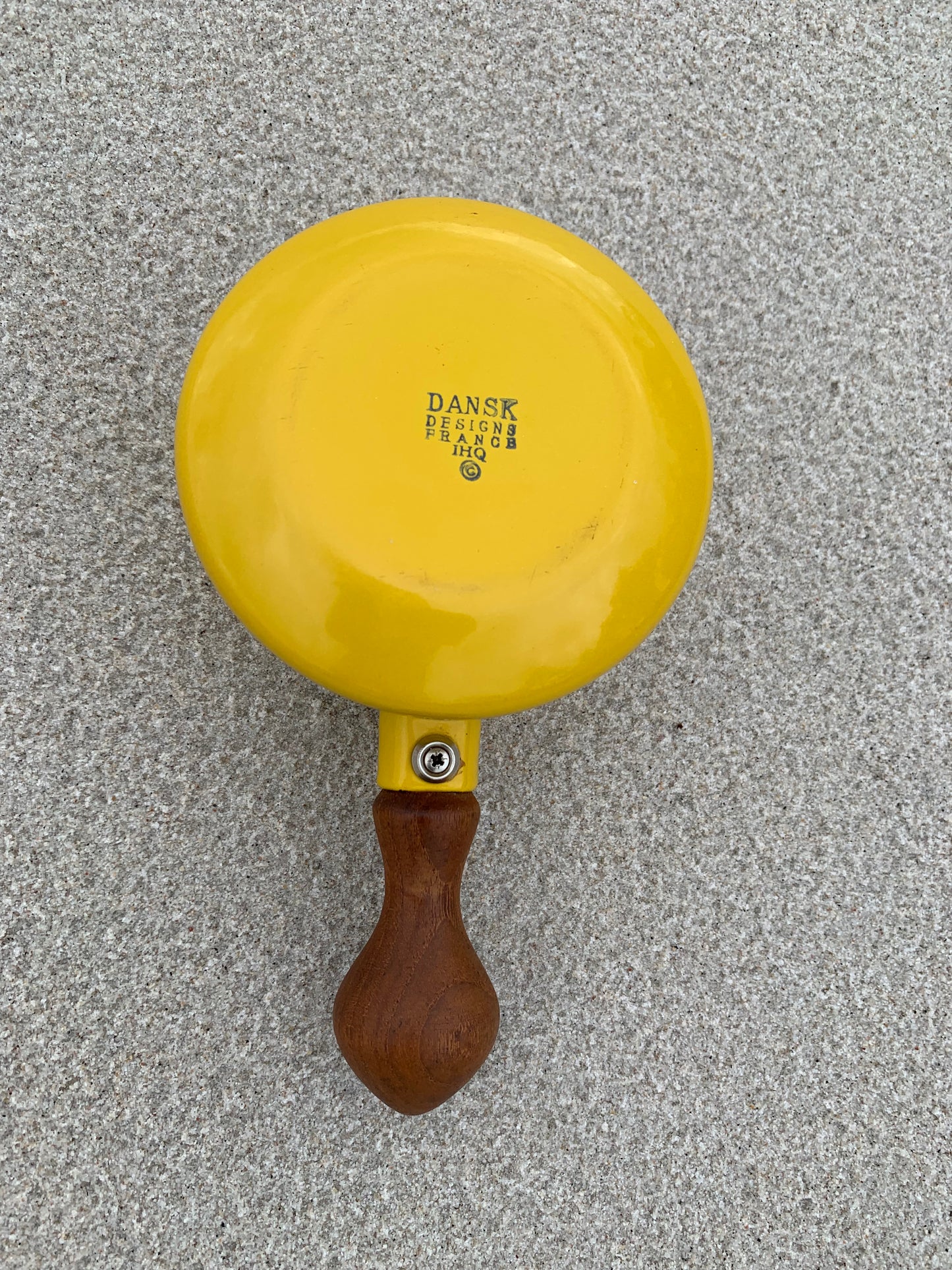 Quistgaard emaljekasserolle