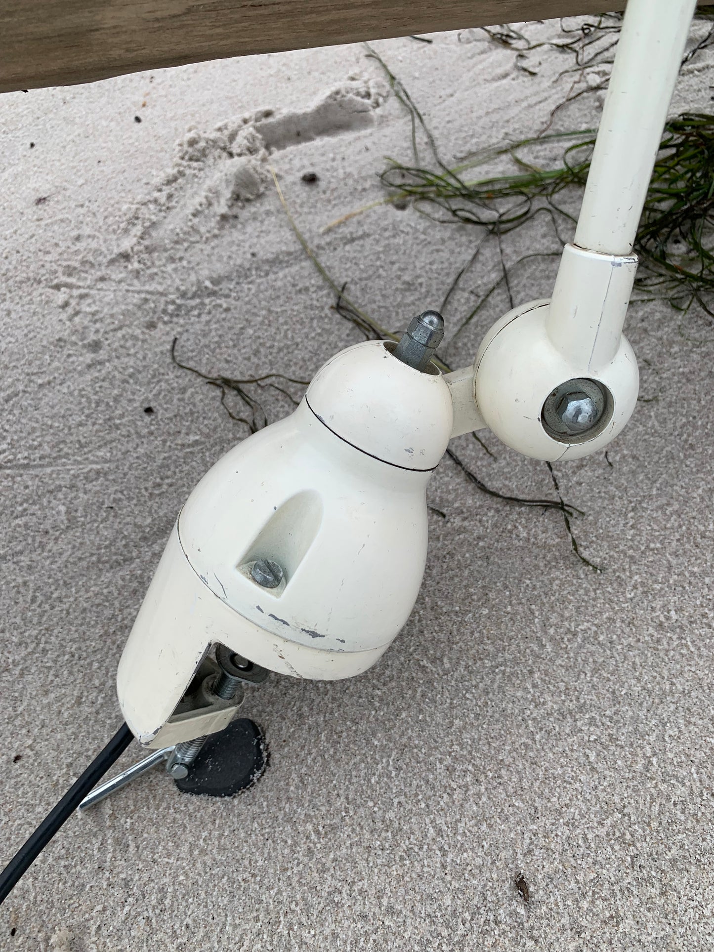 Jieldé lampe med 2 arme og bordbeslag