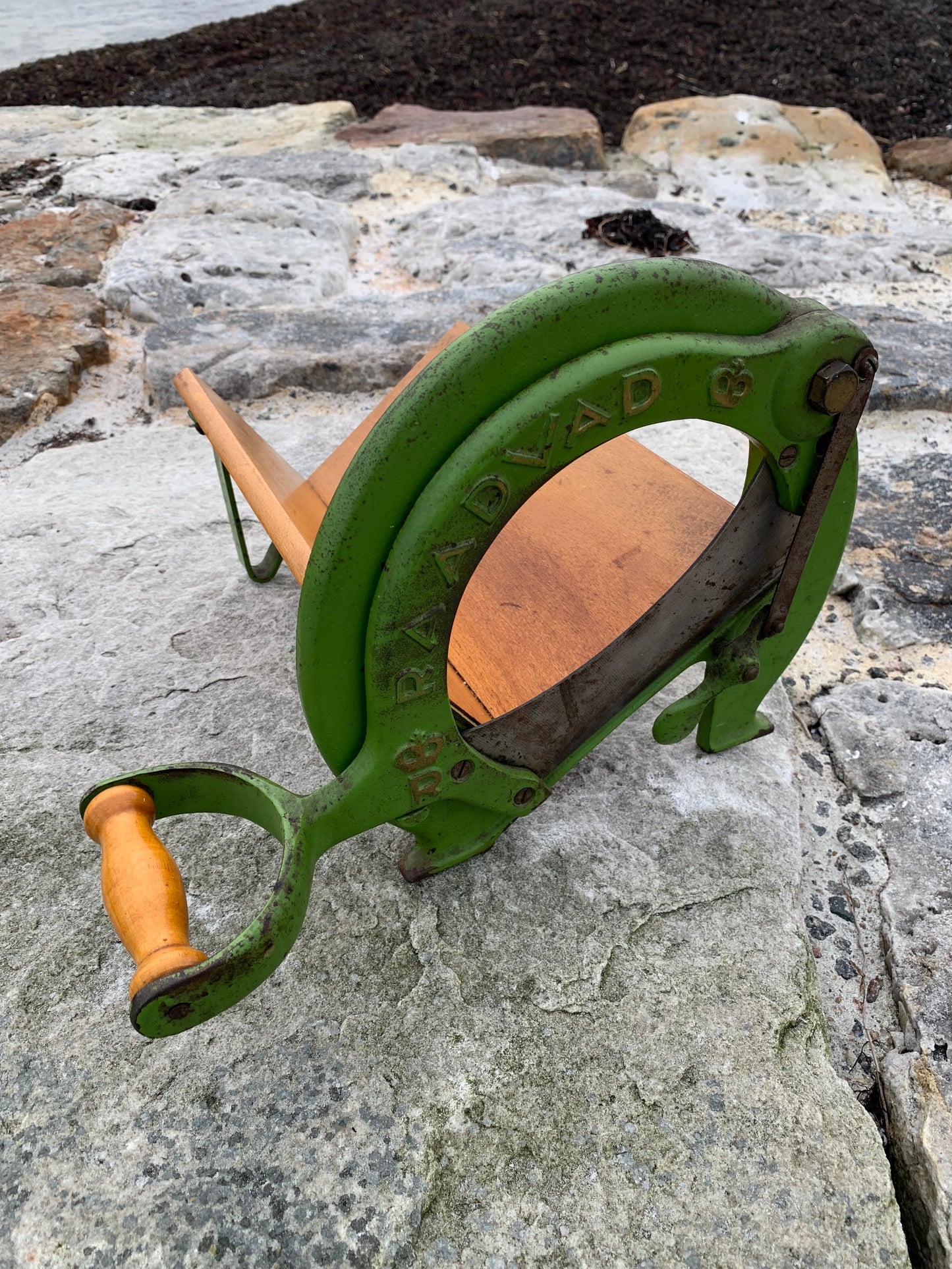 Raadvad brødskærer
