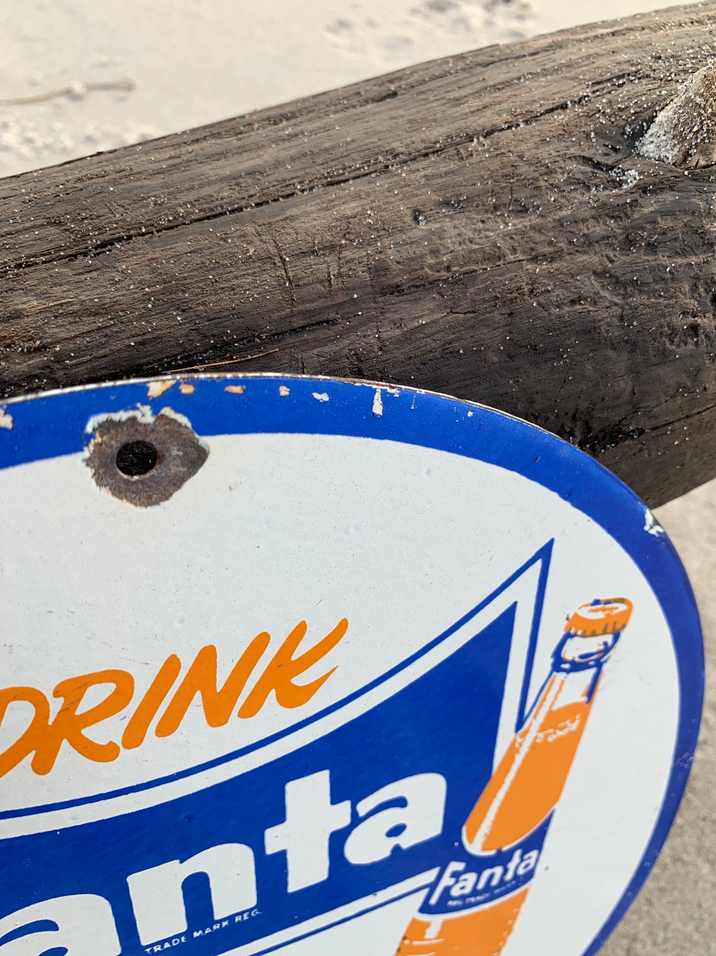 Gammelt Fanta emaljeskilt