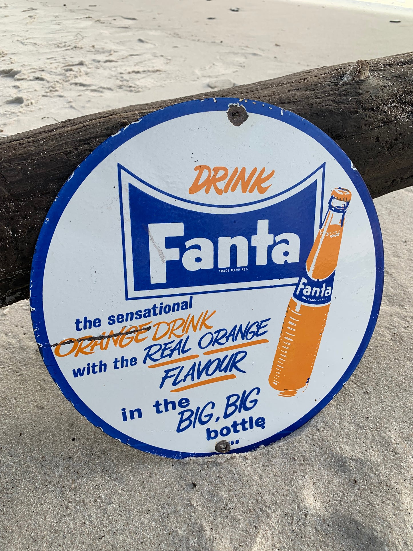 Gammelt Fanta emaljeskilt