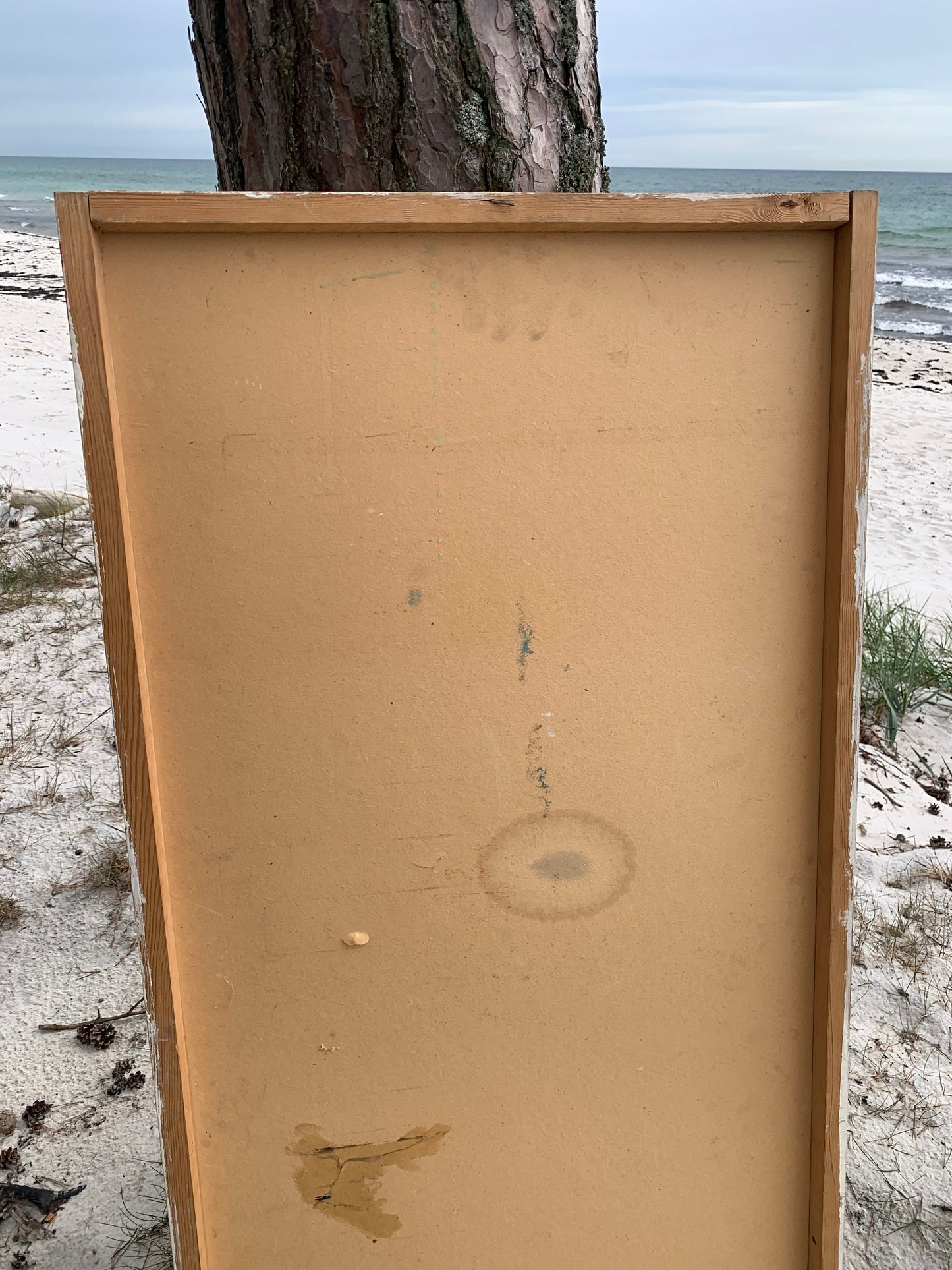 Gammelt Mazetti reklameskilt i træramme