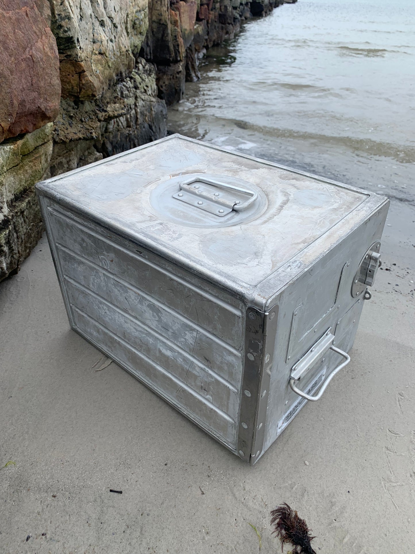 Cabineskab fra fly