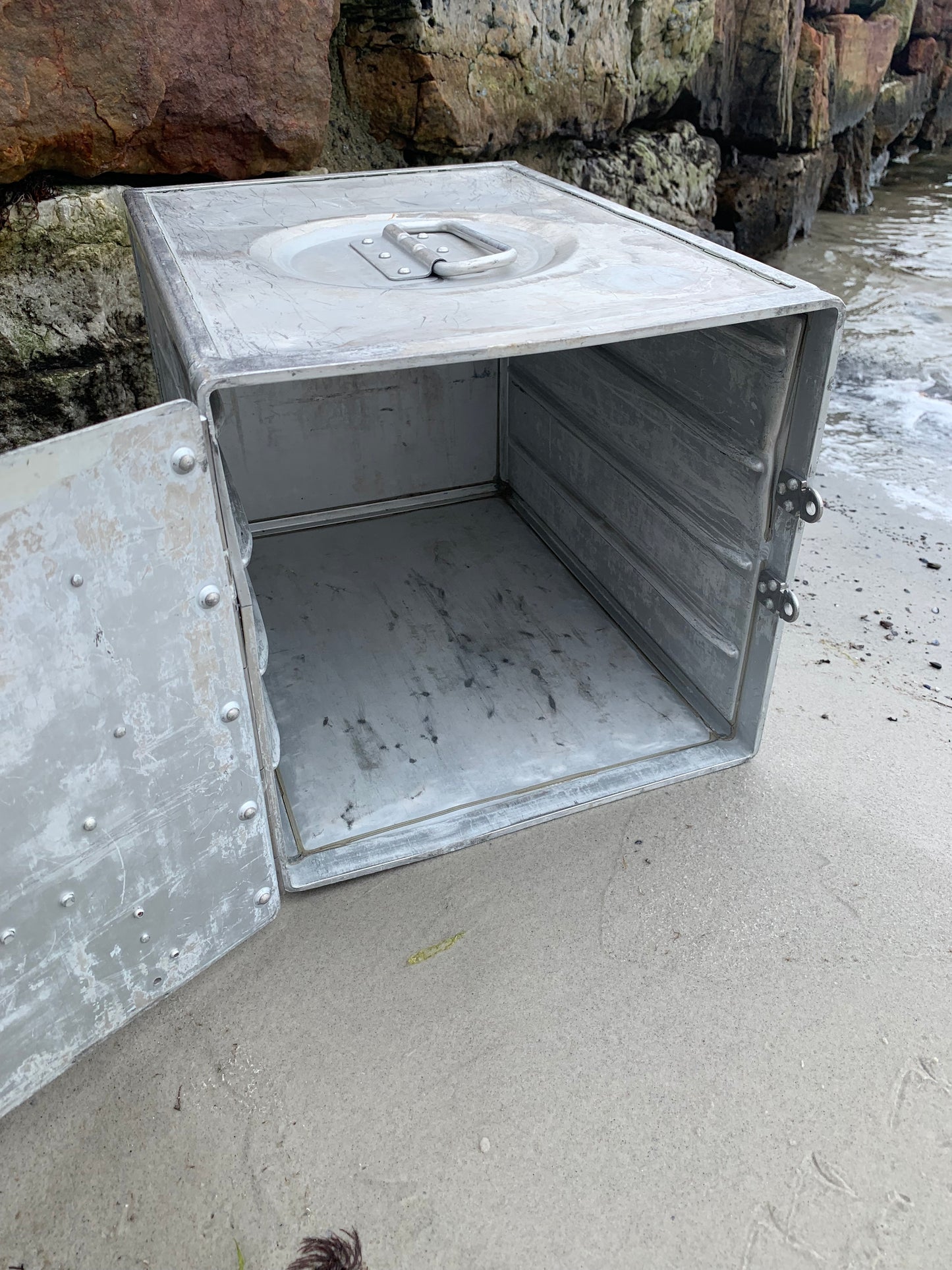 Cabineskab fra fly