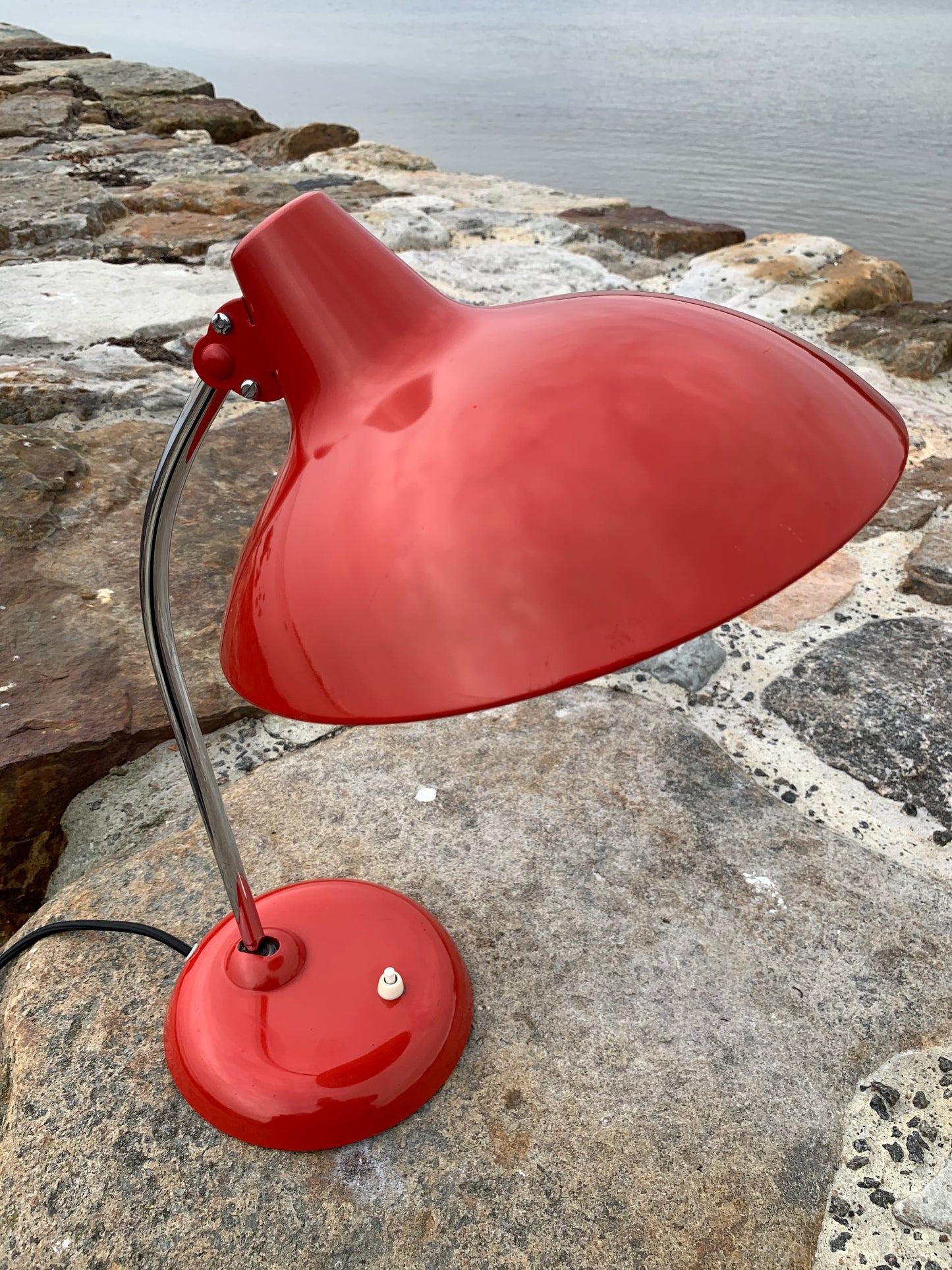 Kaiser Idell 6786 - Original rød