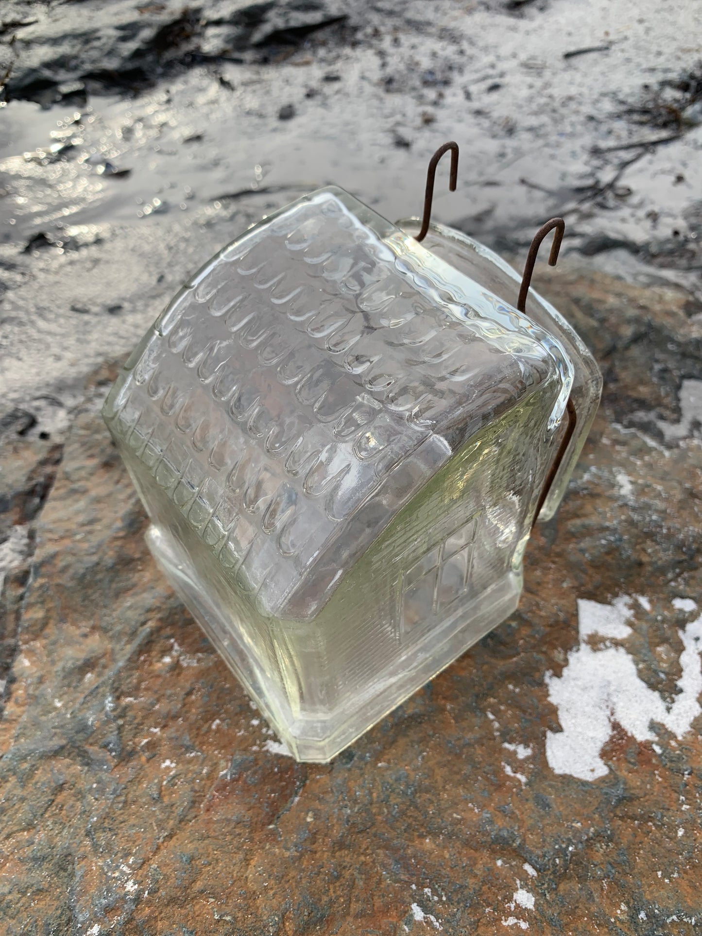 Fuglebadekar i glas