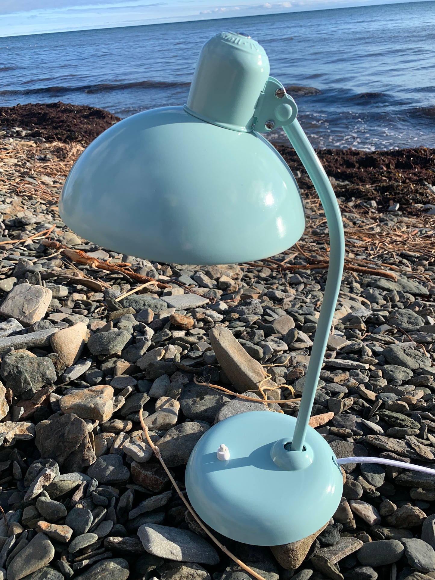 Kaiser Idell 6556 - lyseblå