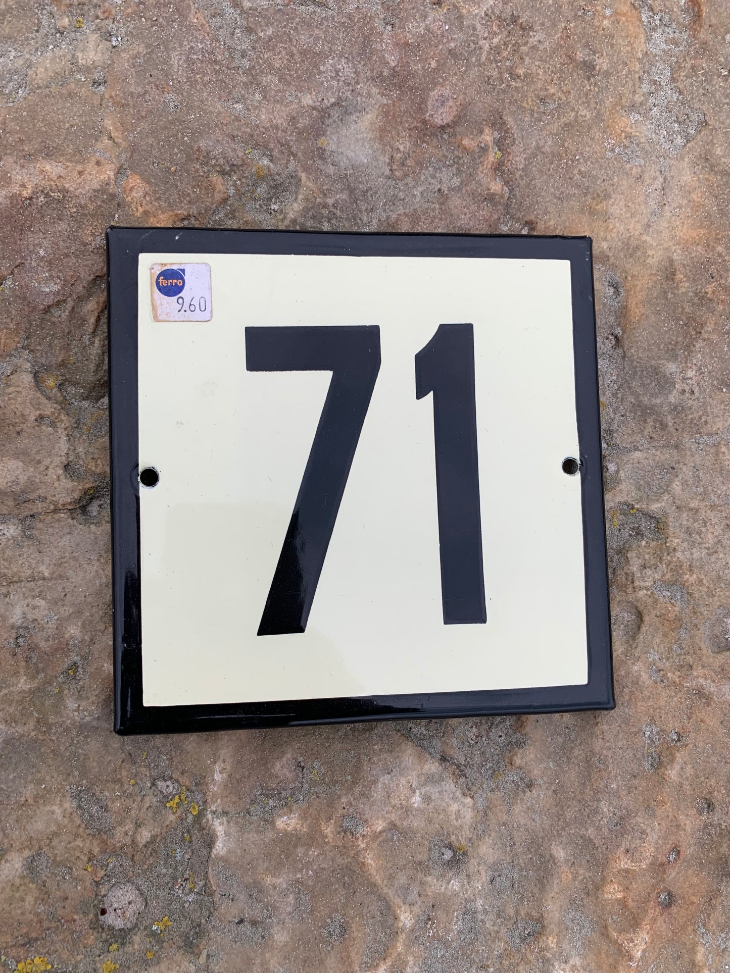 Emaljeskilt - 71