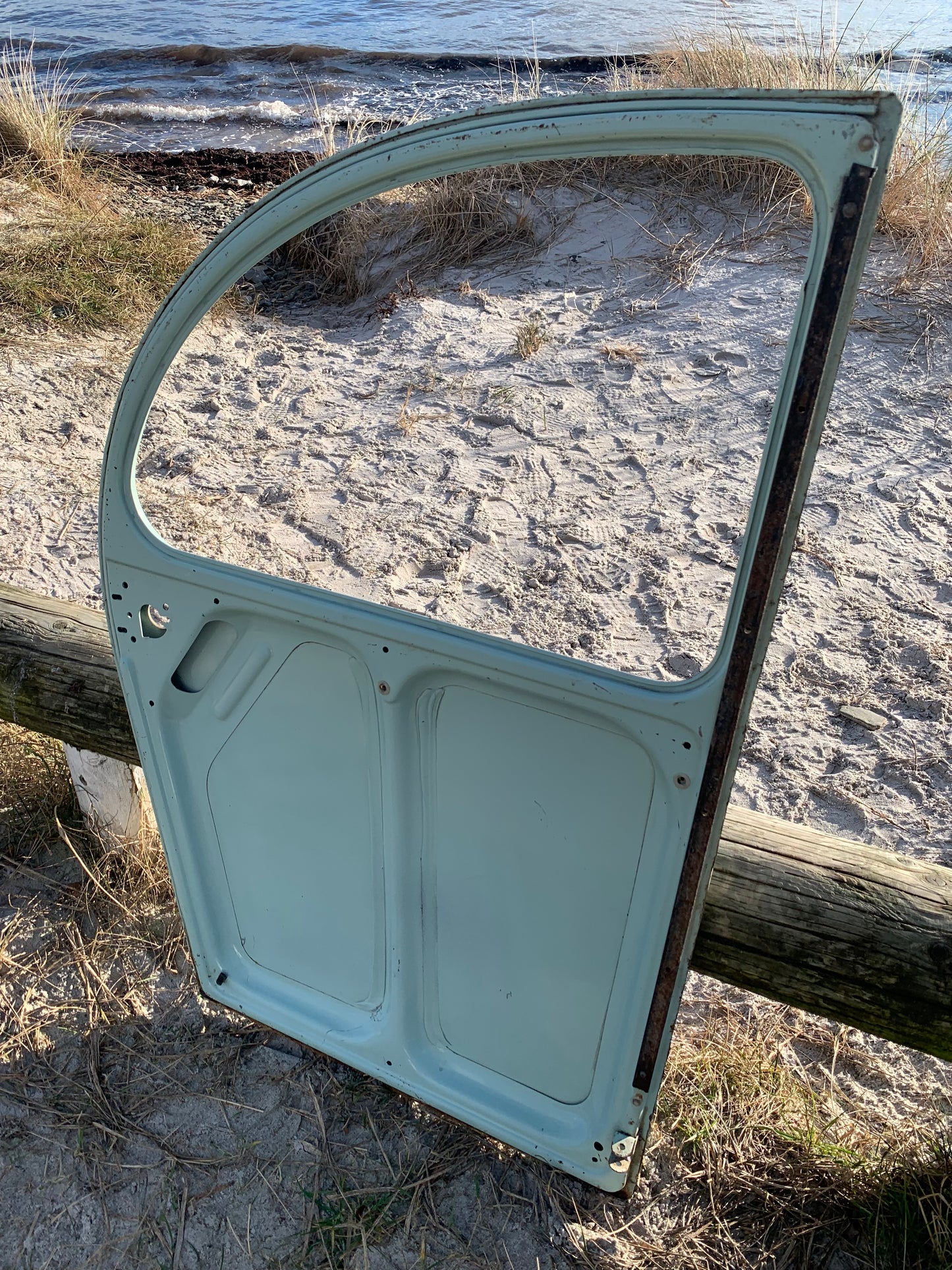 Dekorativ dør fra Citroën 2 CV