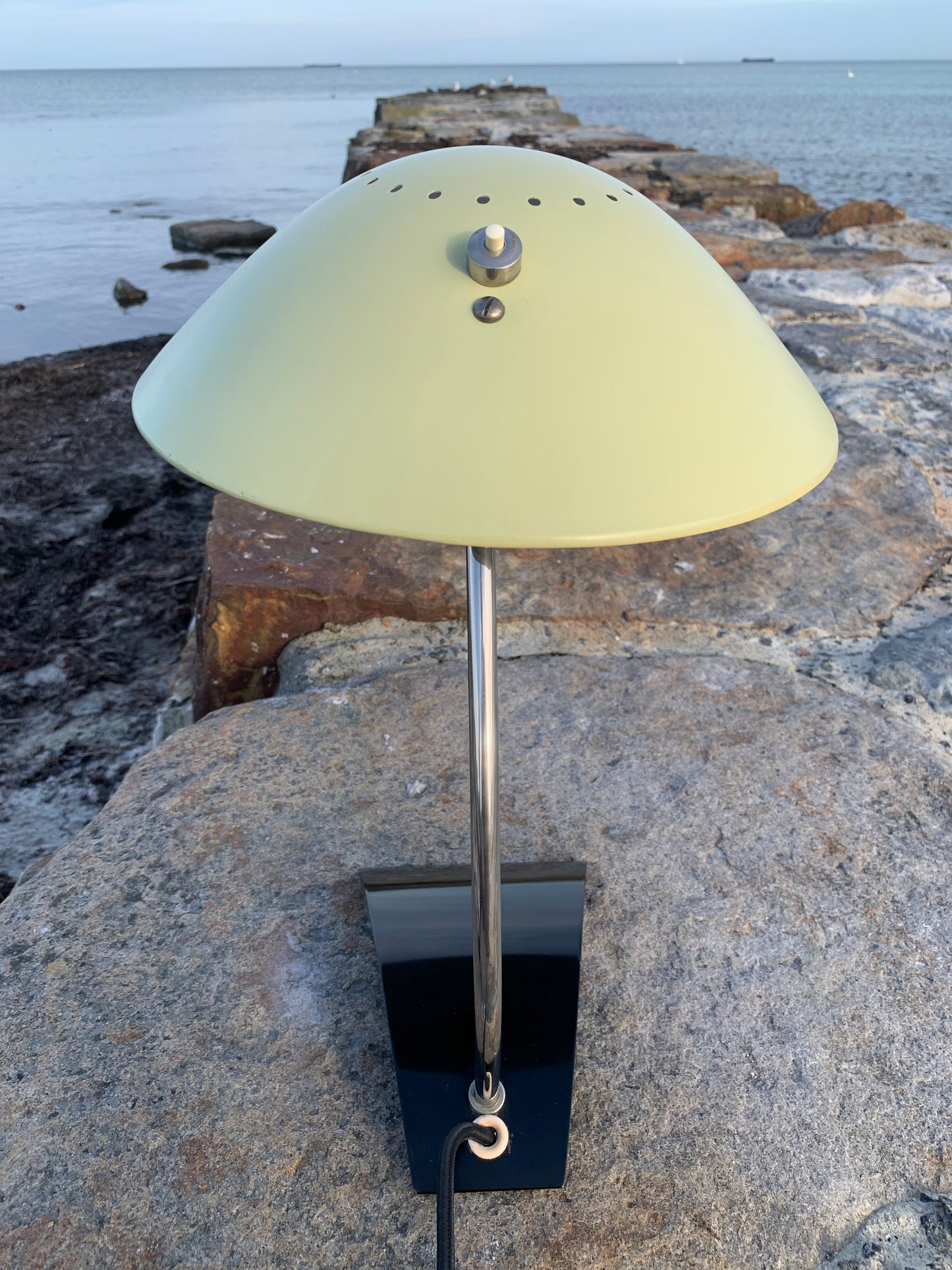 Kaiser Idell 6840 - Gul/Grøn