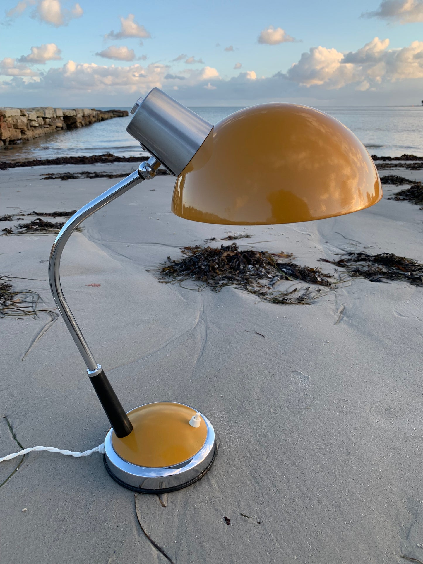Retro lampe - Mørk gul