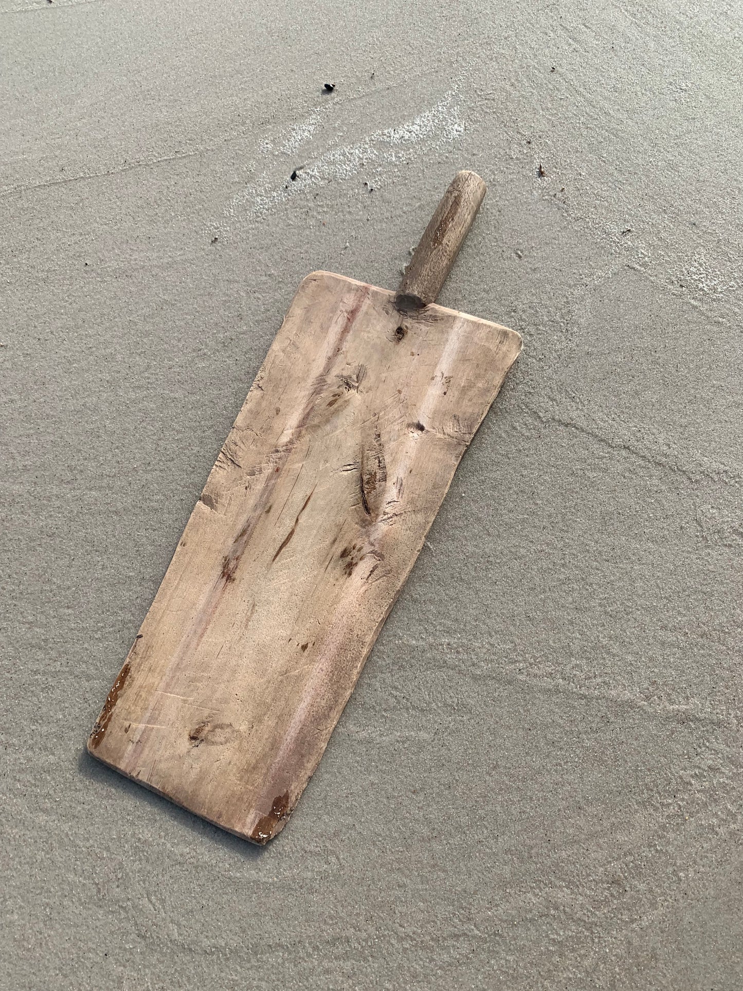 Dekorativt bræt i træ