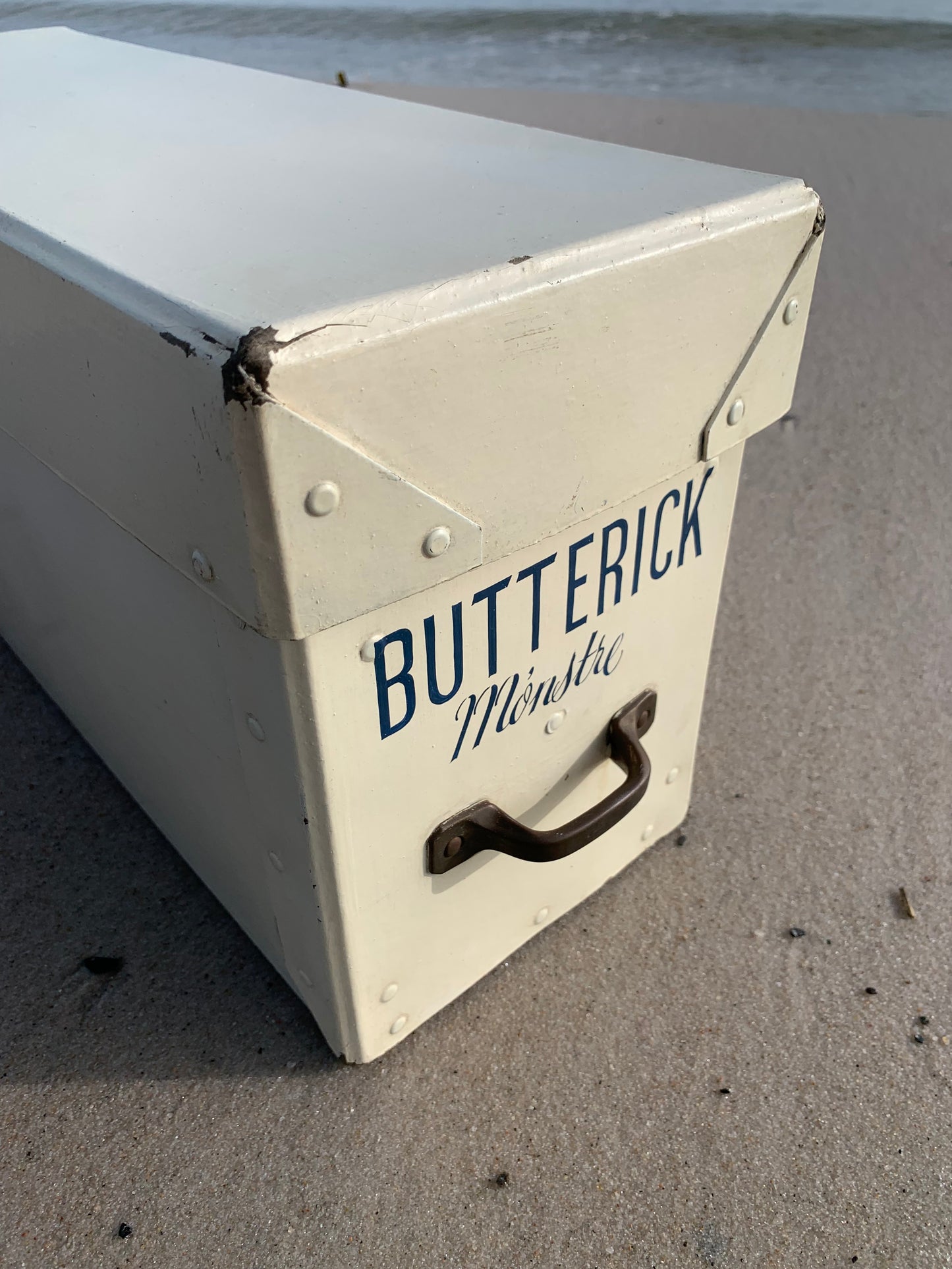 Dekorativ arkivkasse