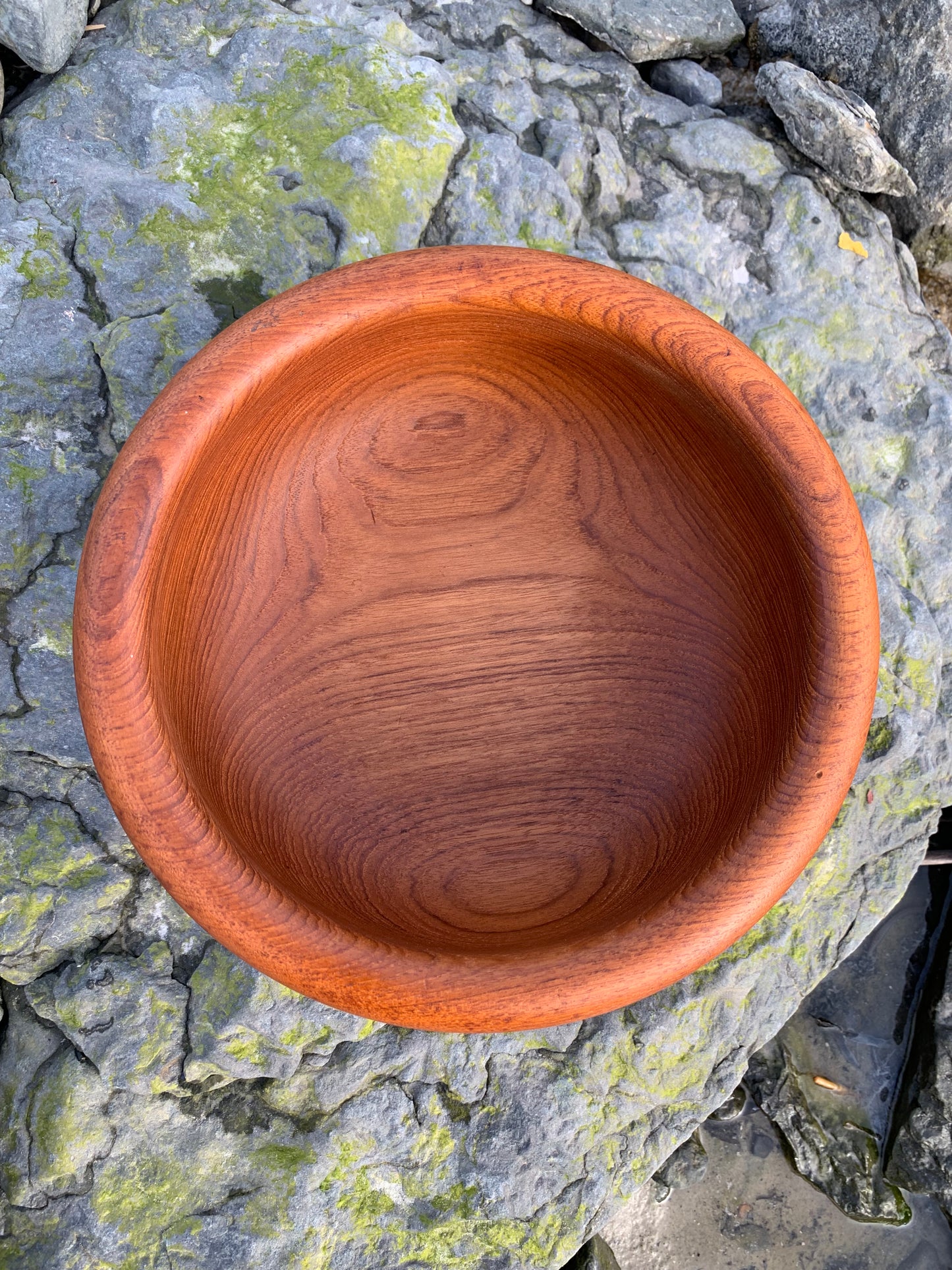Skål i teak