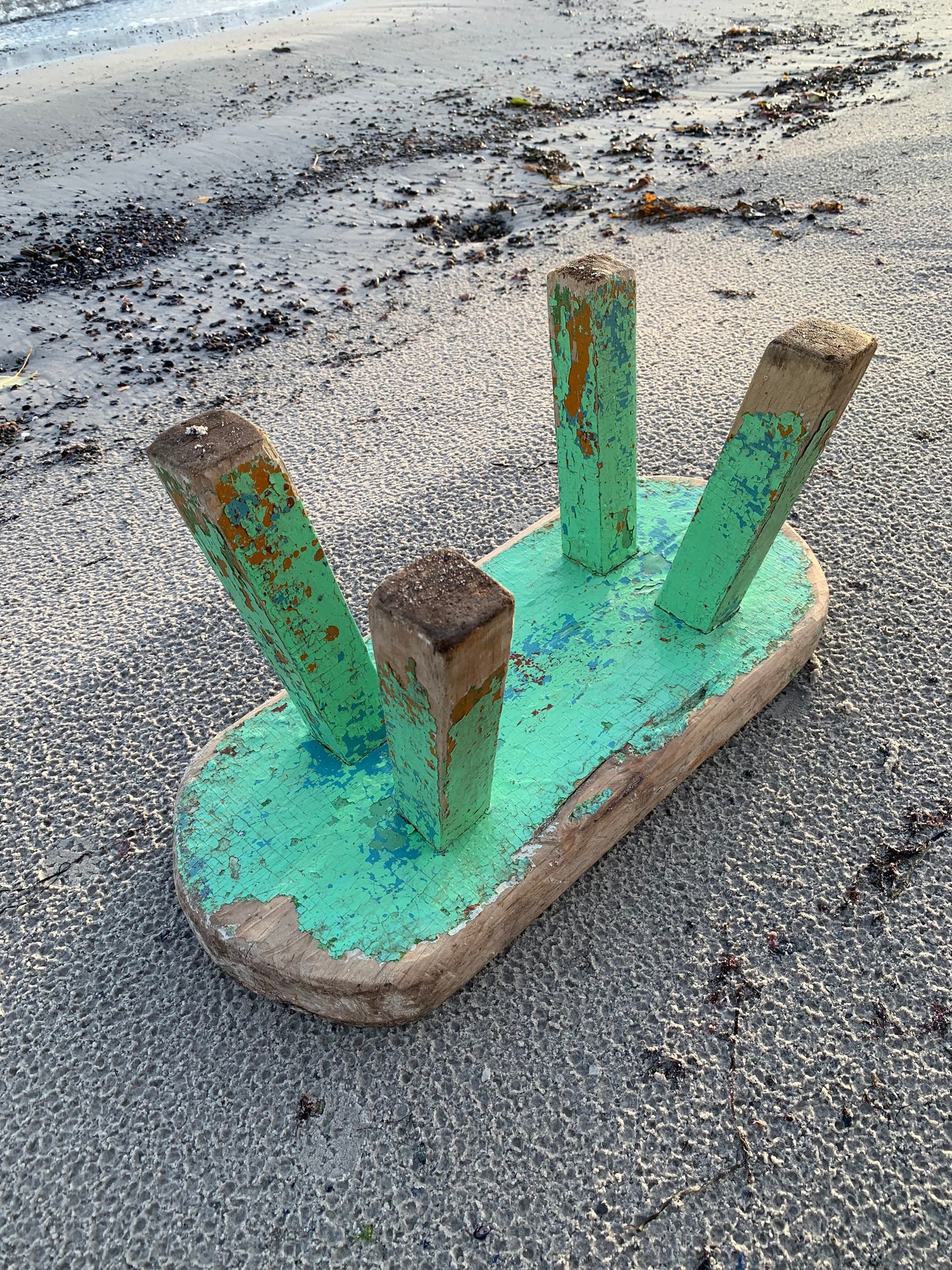 Skammel med patina