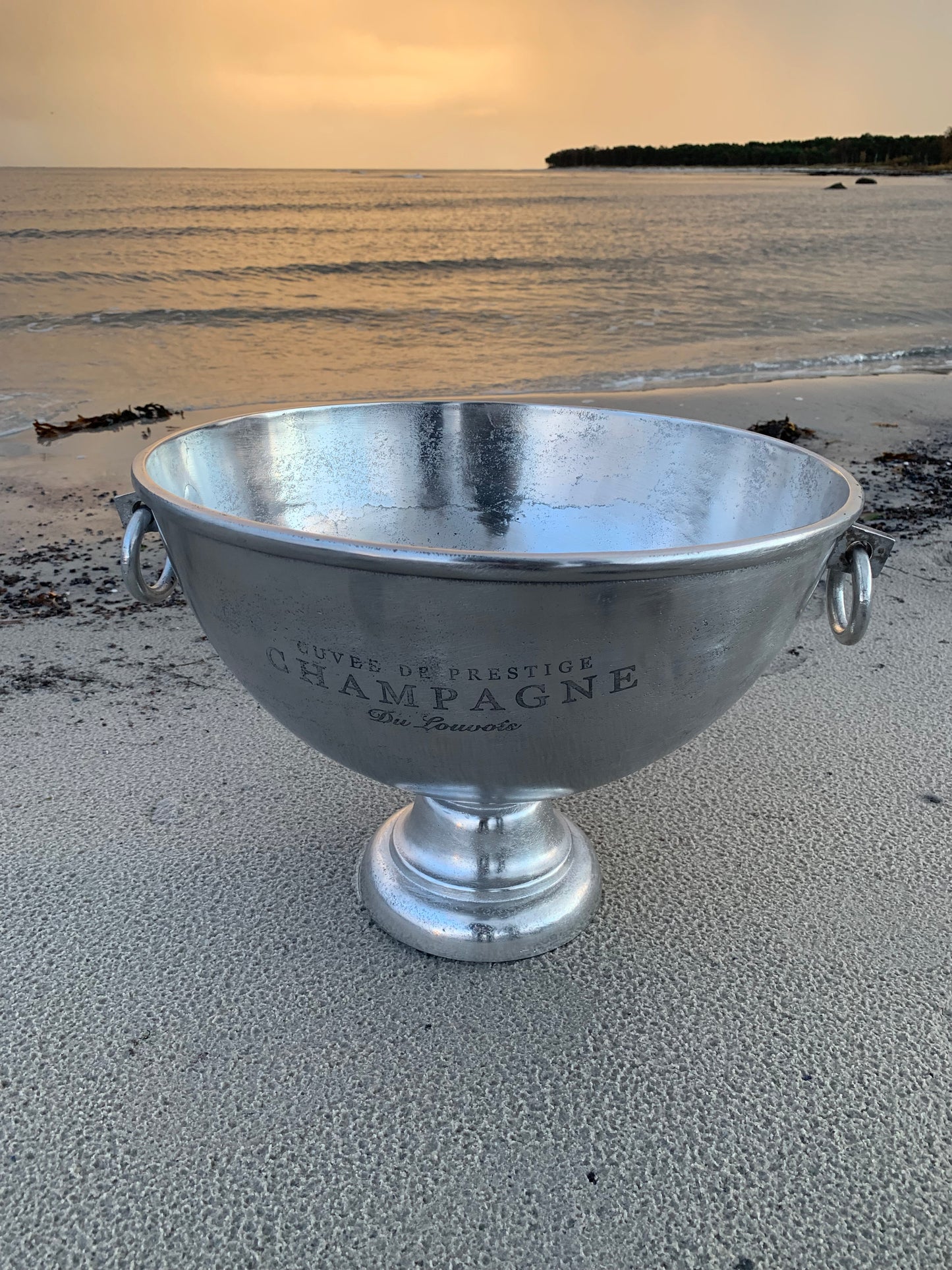 Champagnekøler med plads til mange flasker