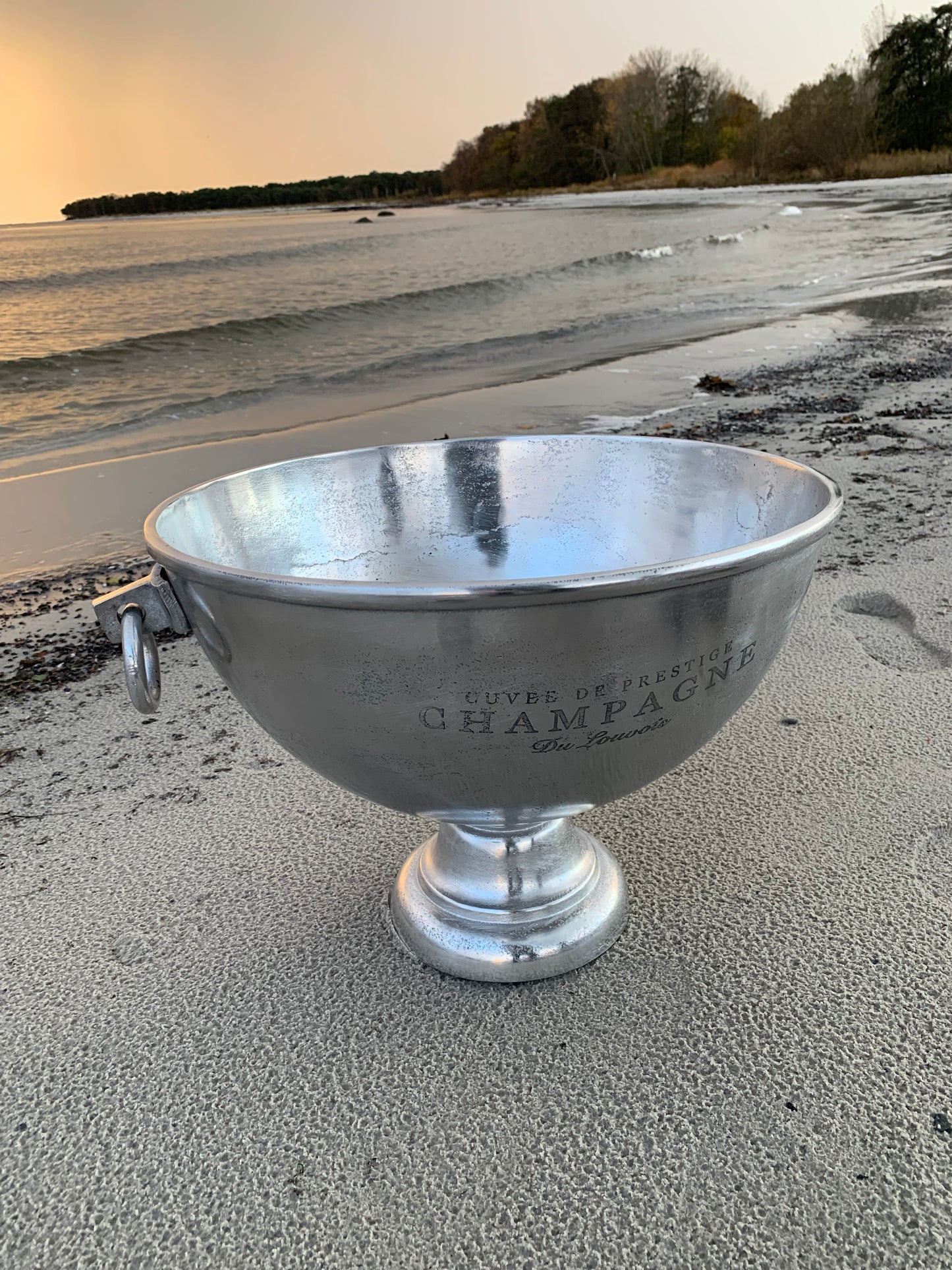 Champagnekøler med plads til mange flasker