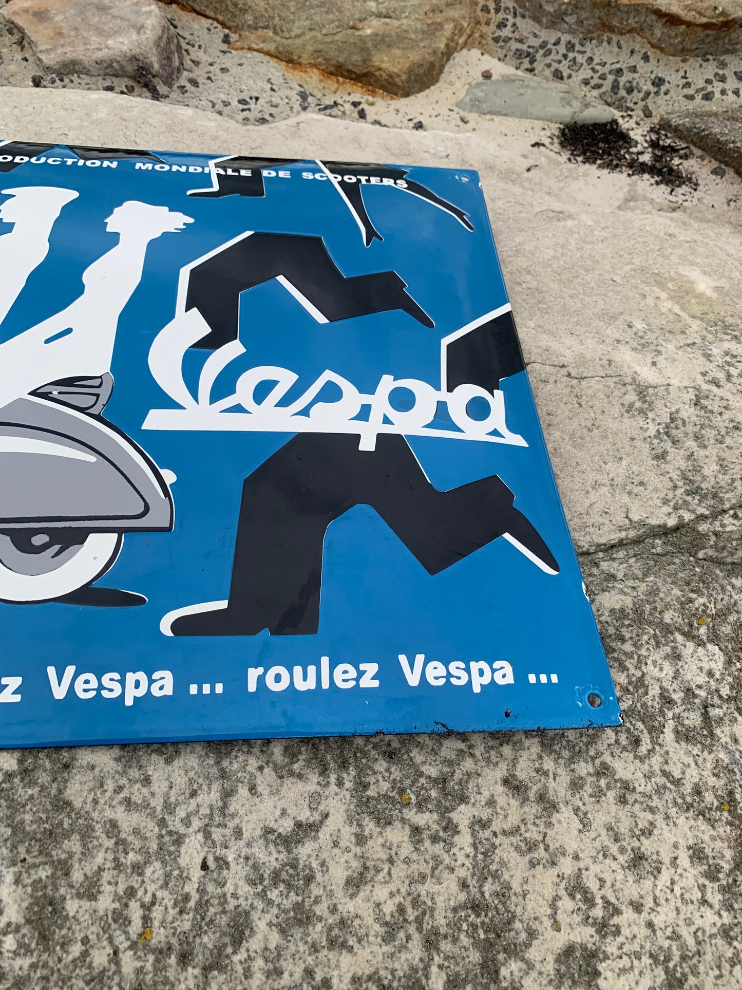 Vespa emaljeskilt (hvælvet)