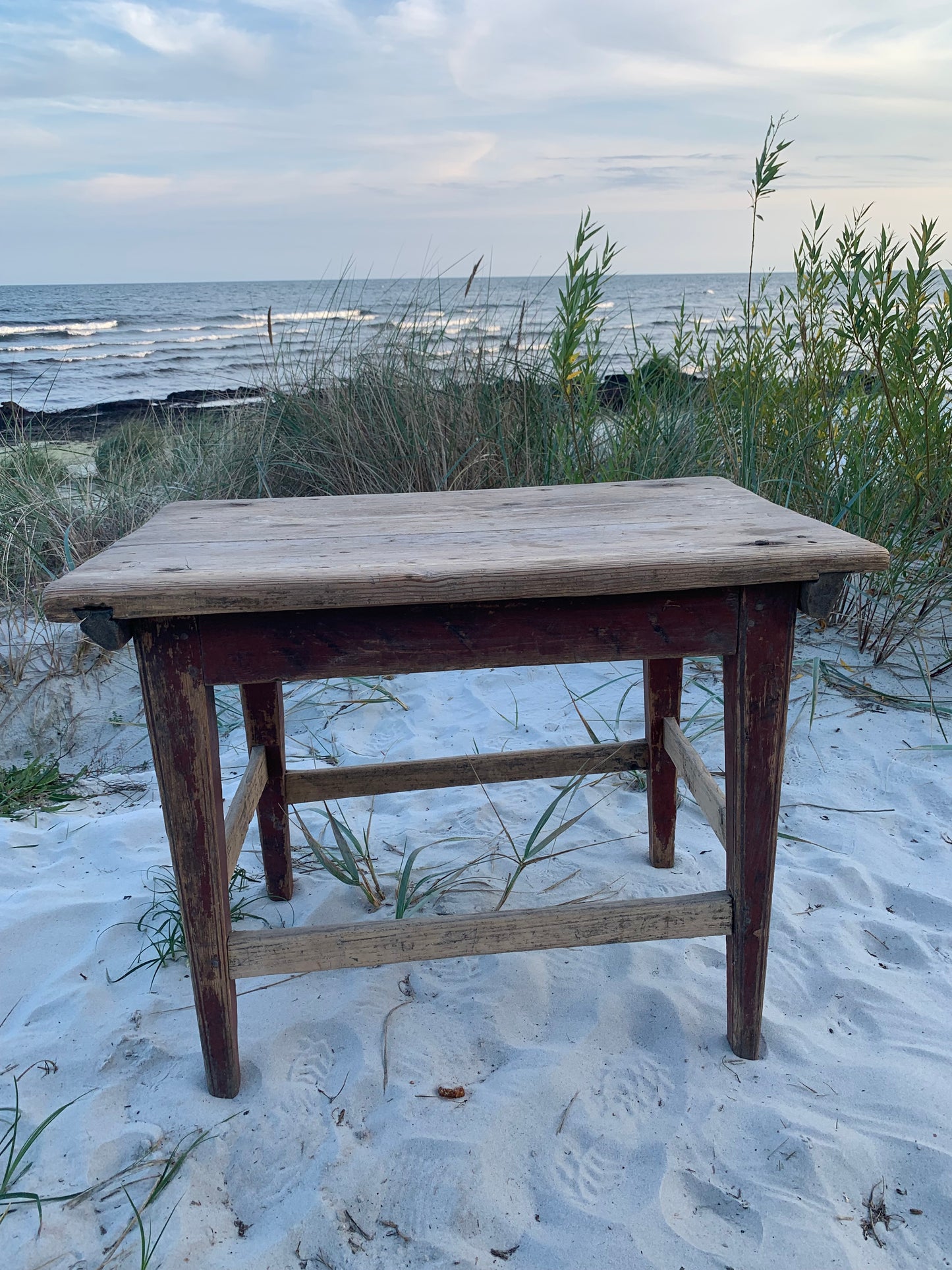 Bord fra 1800 tallet