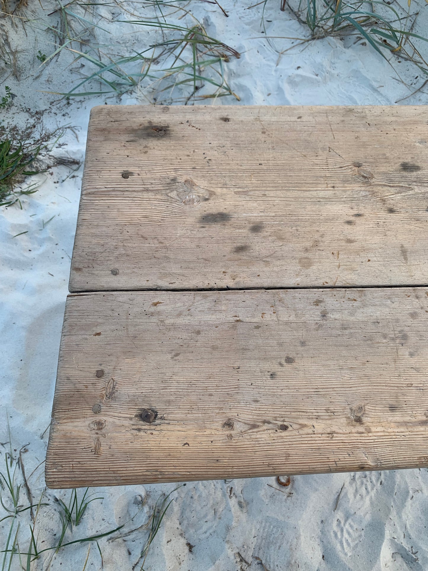 Bord fra 1800 tallet