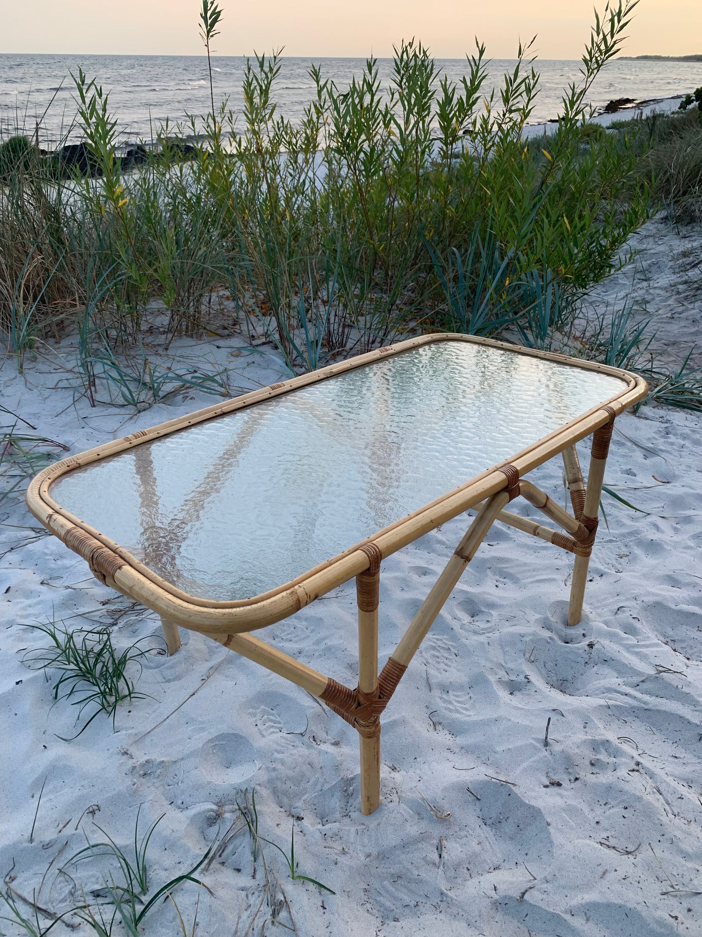 Bambusbord med glasplade