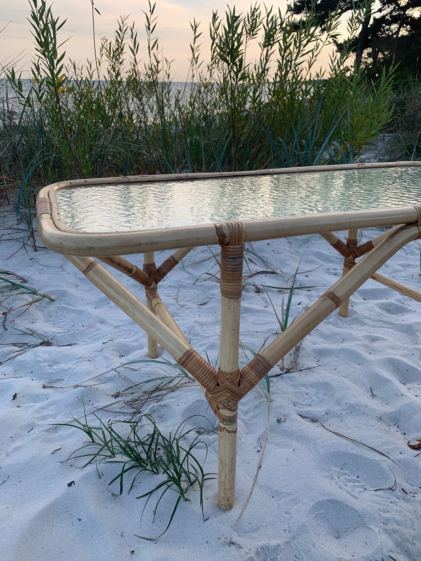 Bambusbord med glasplade