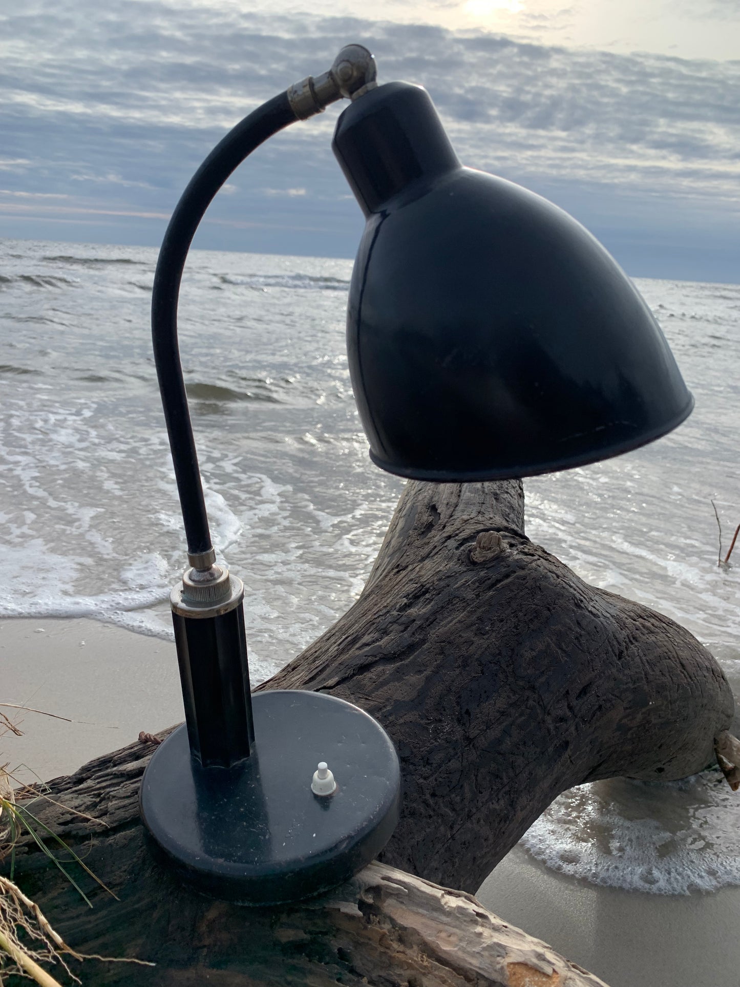 Molitor lampe designet af Christian Dell