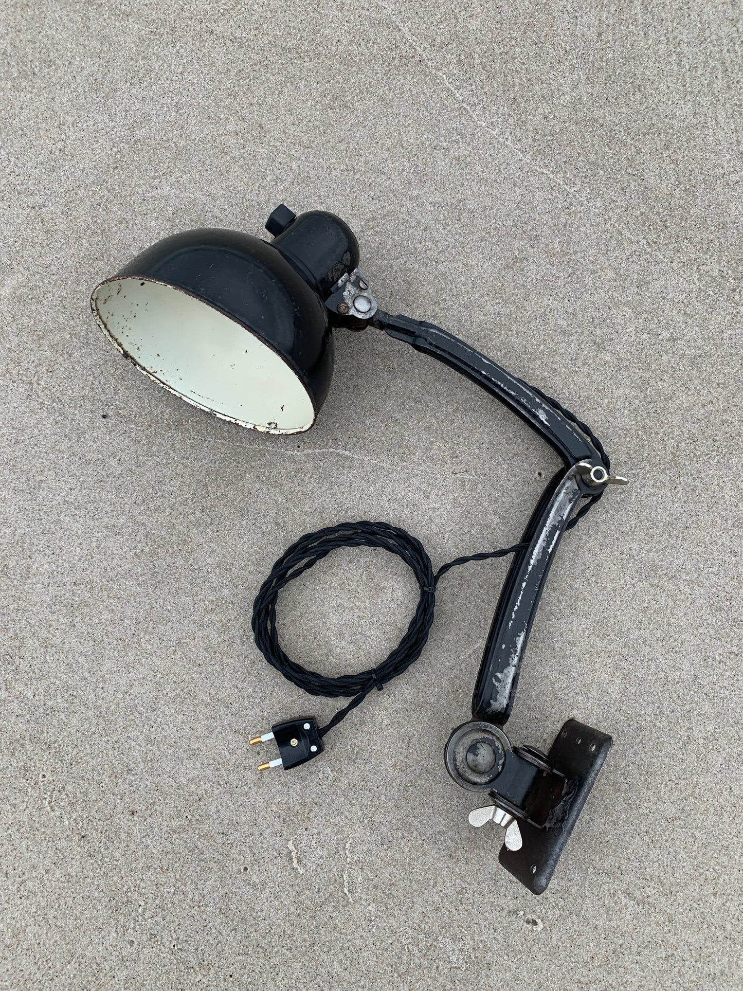 Kaiser Idell 6716 - Original rå udgave