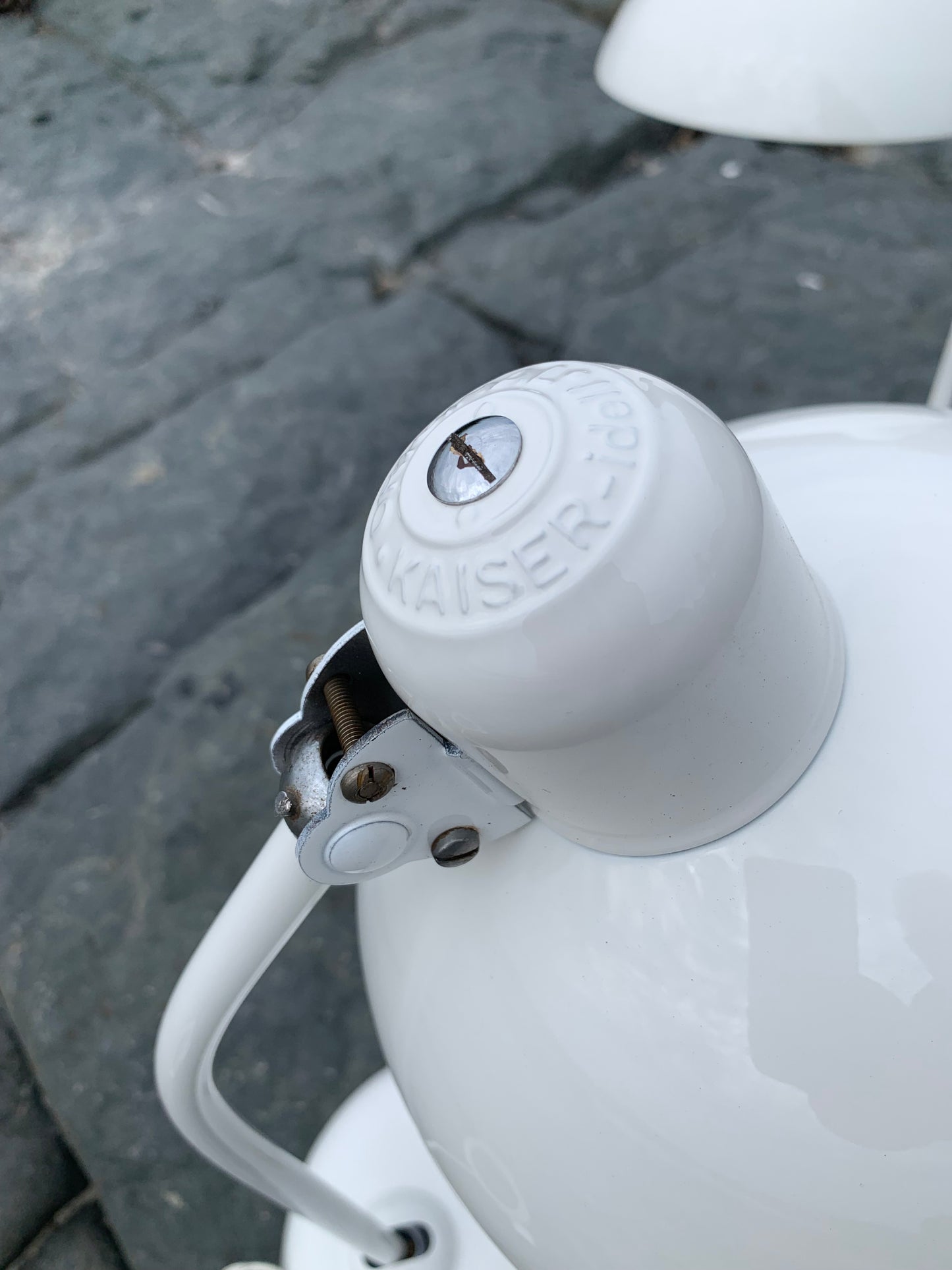 Kaiser Idell 6556 - Hvid