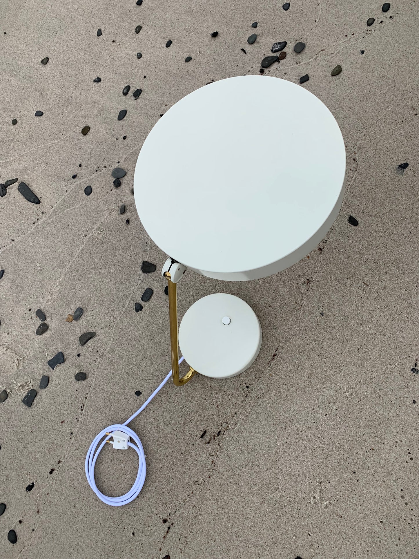 Kaiser Idell 6885 - Creme/messing