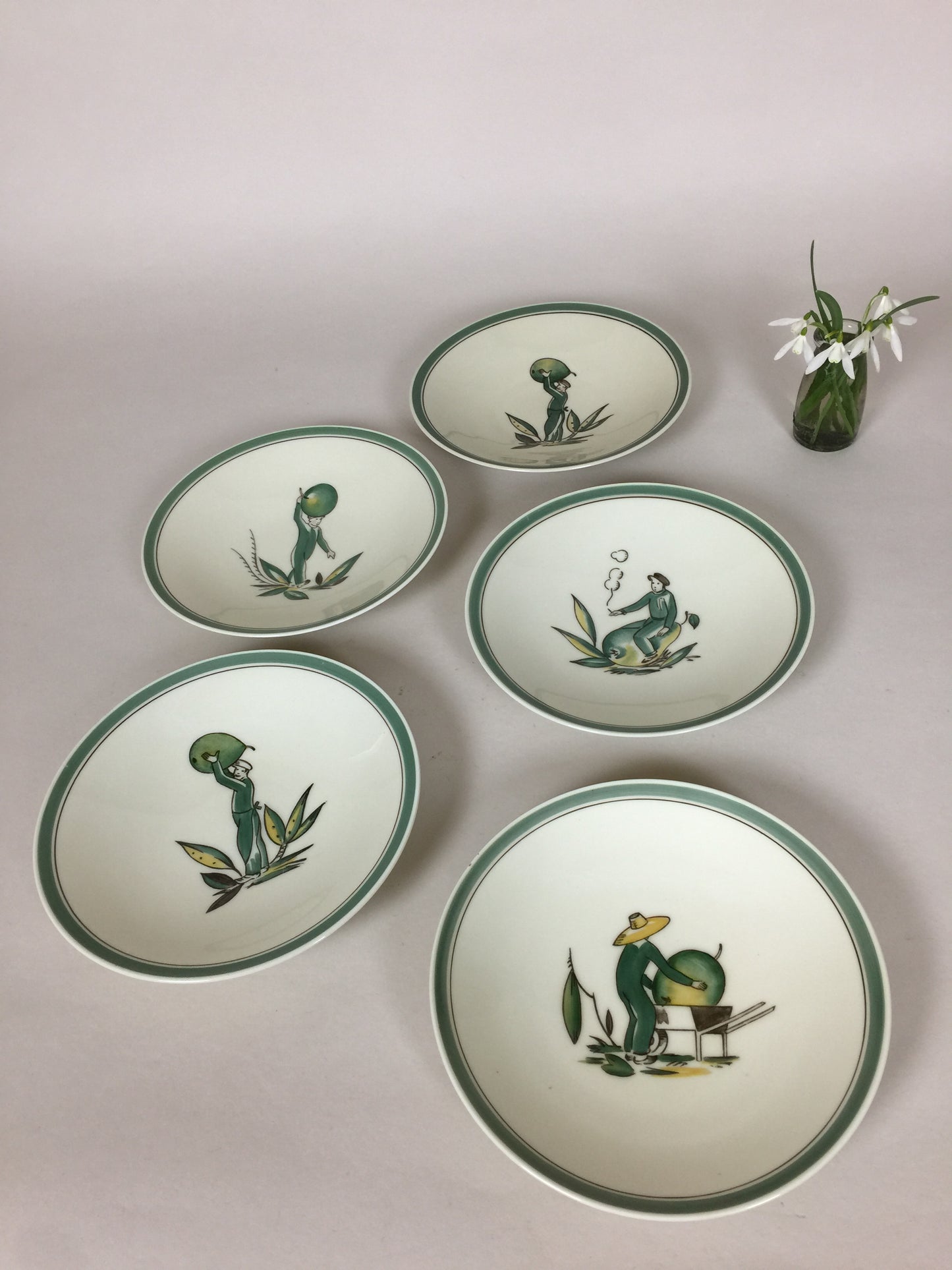 Smukke Royal Copenhagen tallerkner eller platter