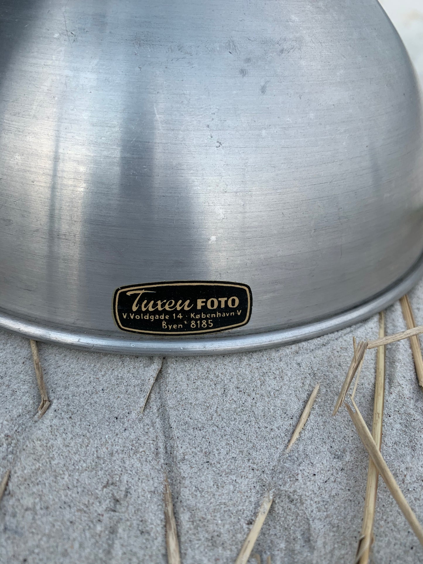 Industriel lampe med sjov detalje