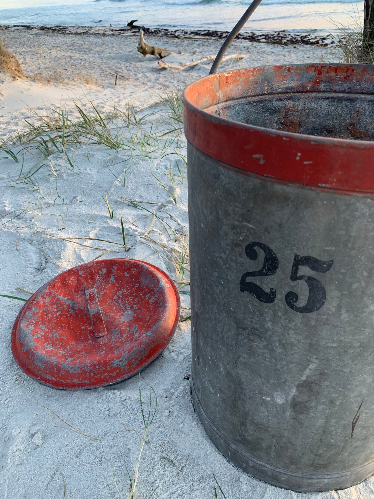 Dekorativ brandspand med låg - Nr. 25