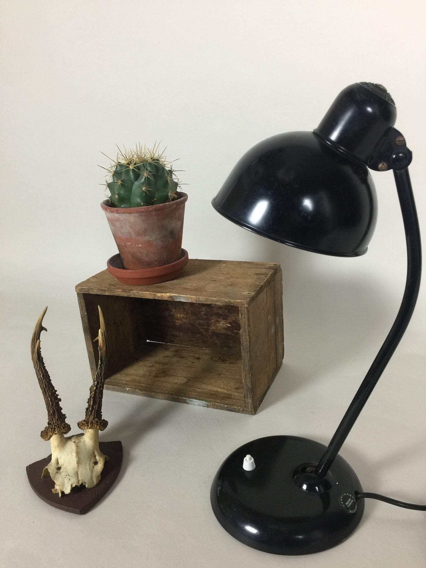 Kaiser Idell Bordlampe model 6551
