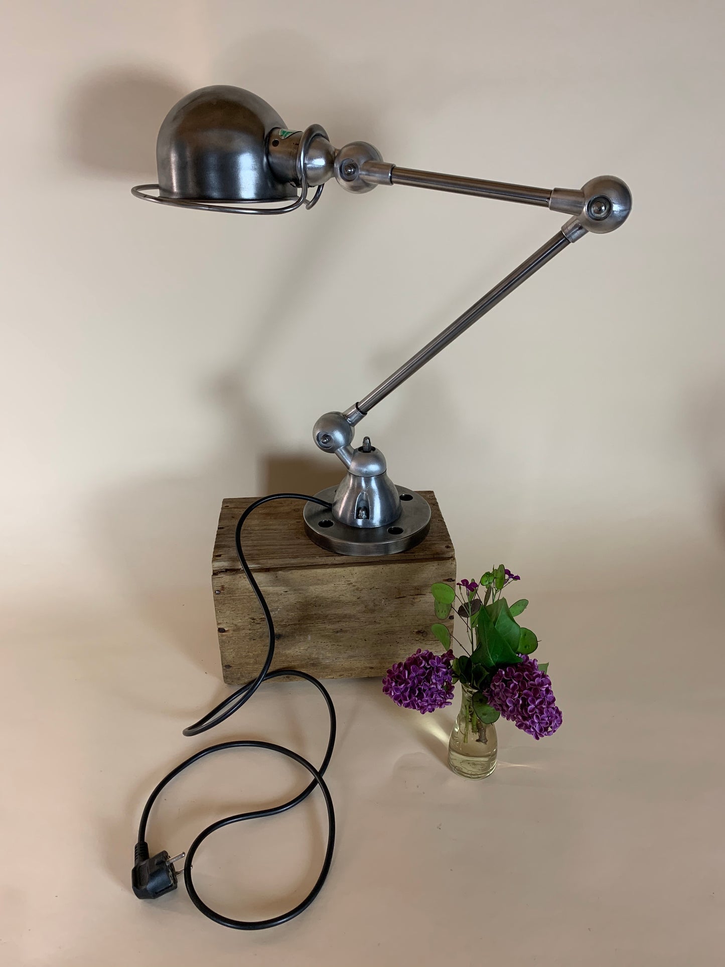 Jieldé lampe med 2 arme og flot fod