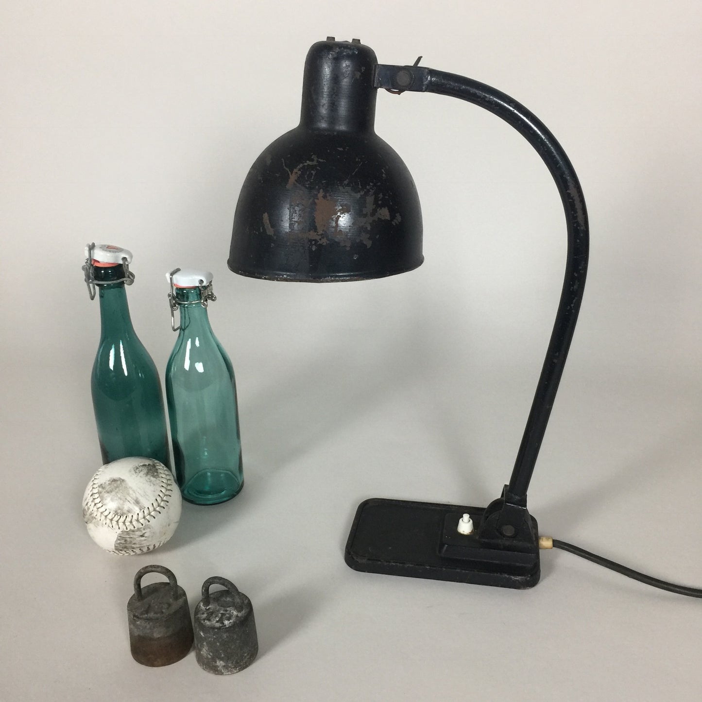 Lækker Bauhaus med skøn patina