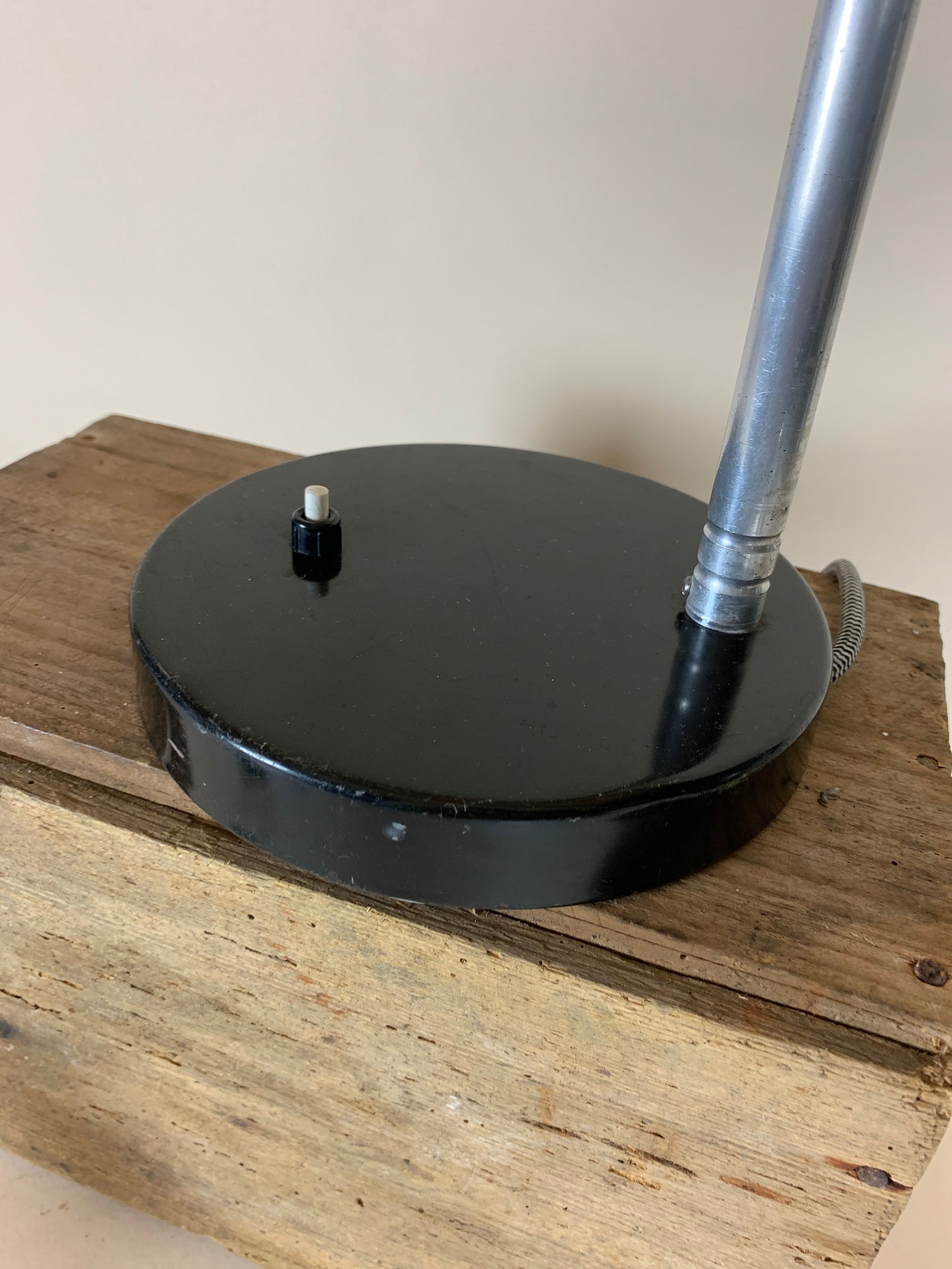 Kaiser Idell 6561 bordlampe