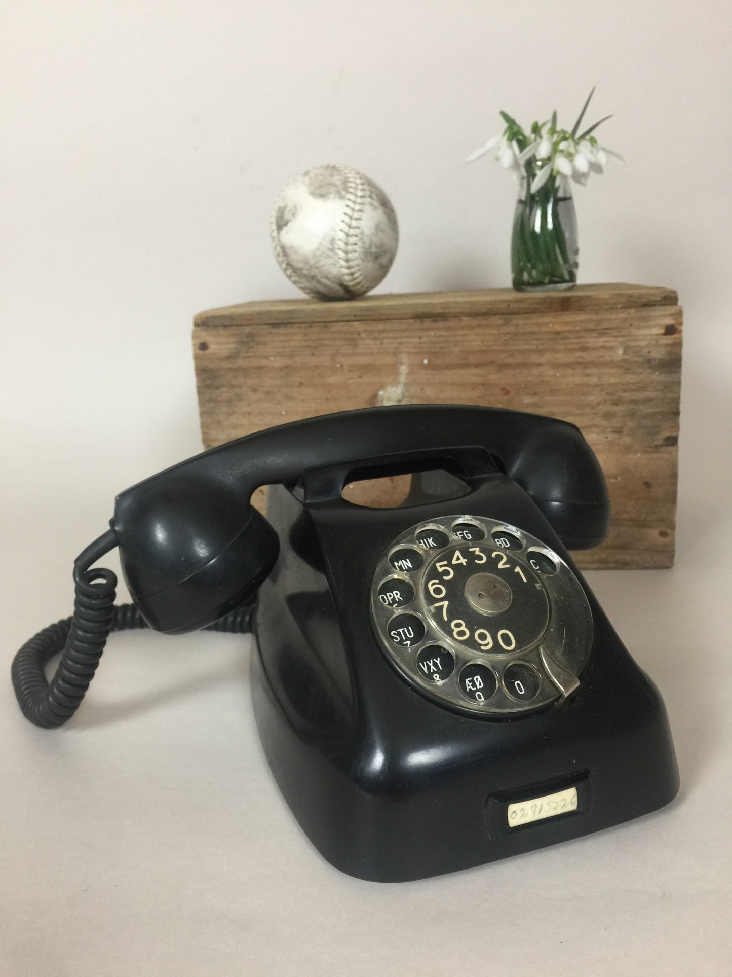 Gammel sort telefon