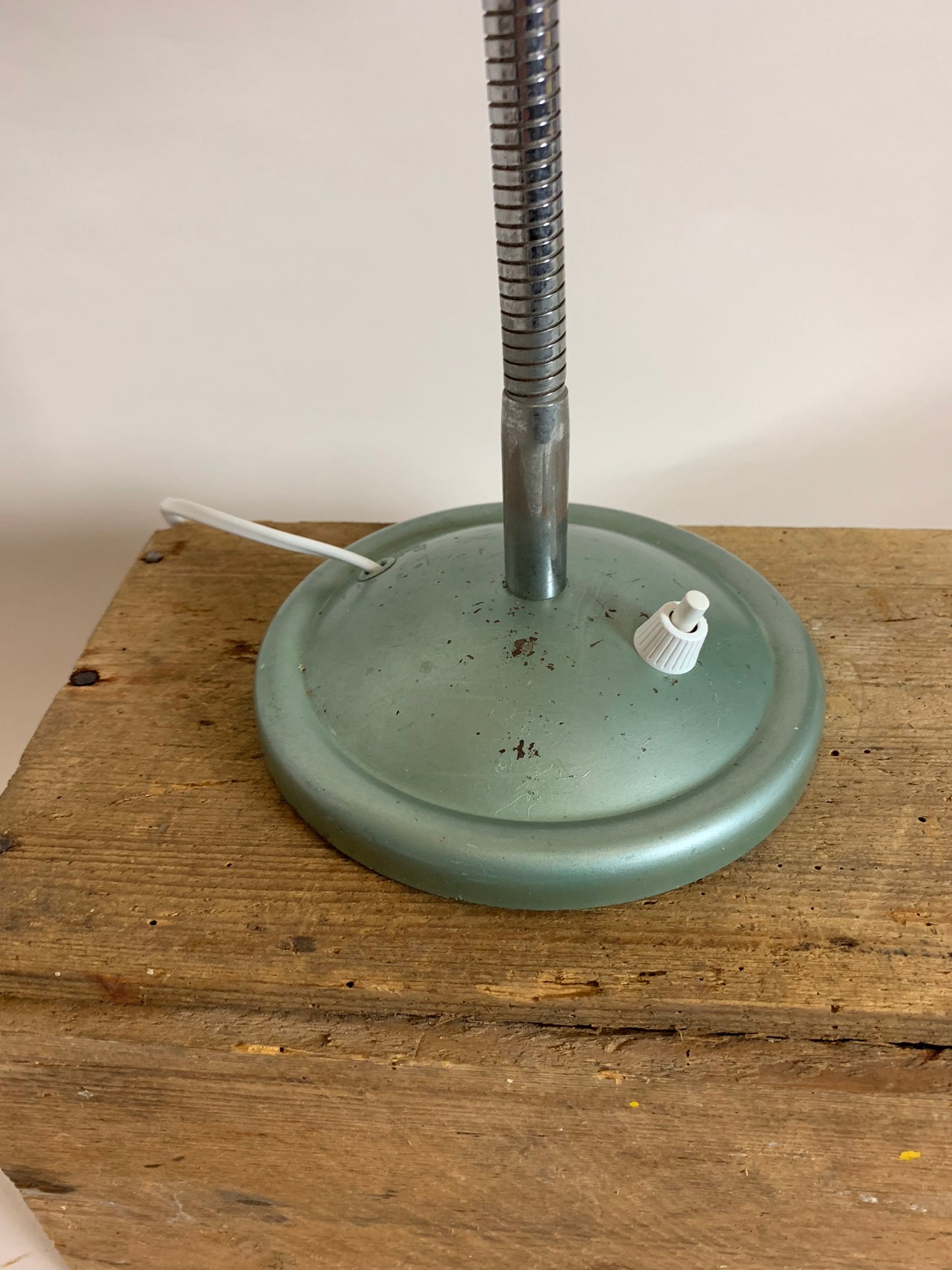 Lækker grøn Fransk vintage bordlampe