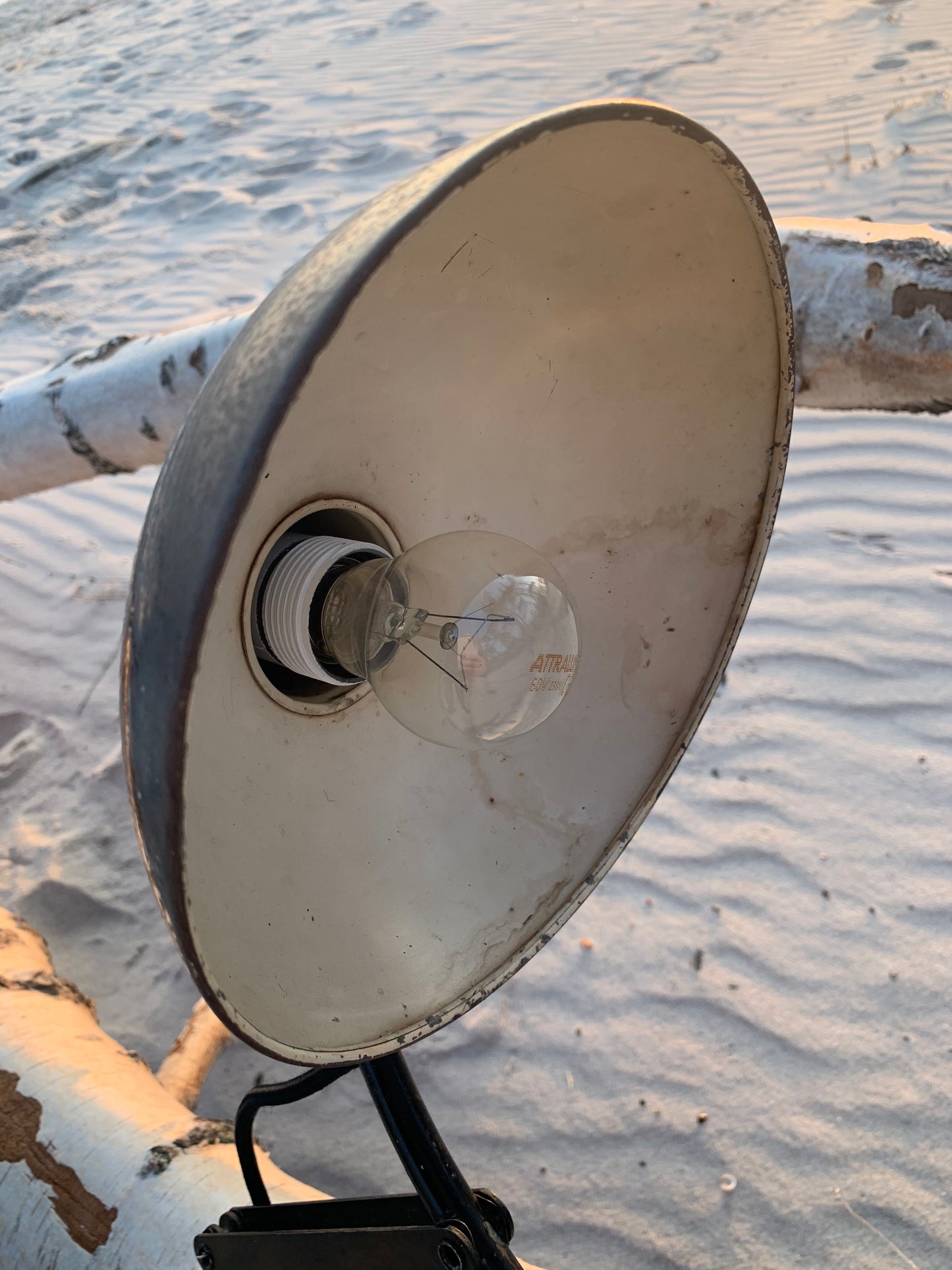 Kaiser Idell 6614 - Sort sakselampe