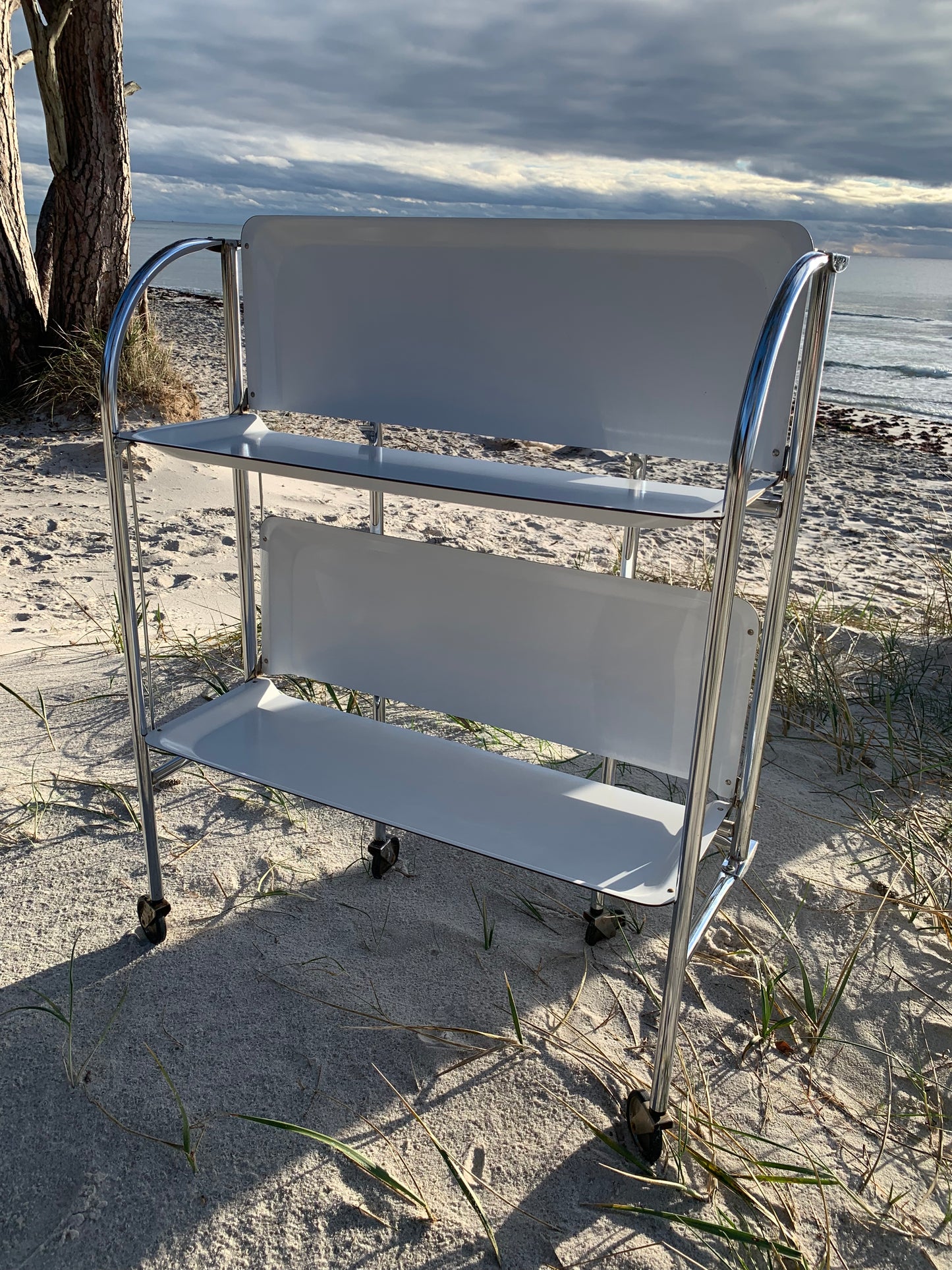 Barbord eller barvogn - Hvid