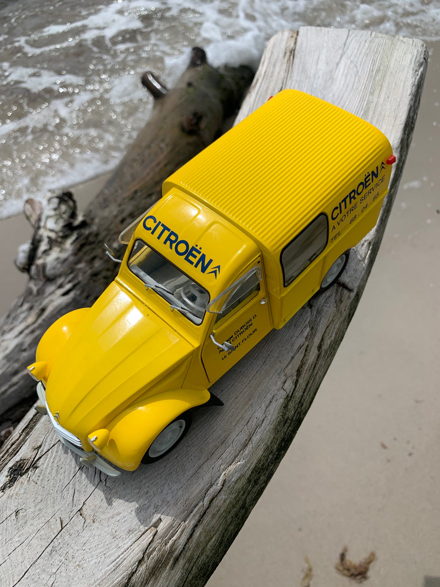 Citroën 2 CV AK 350