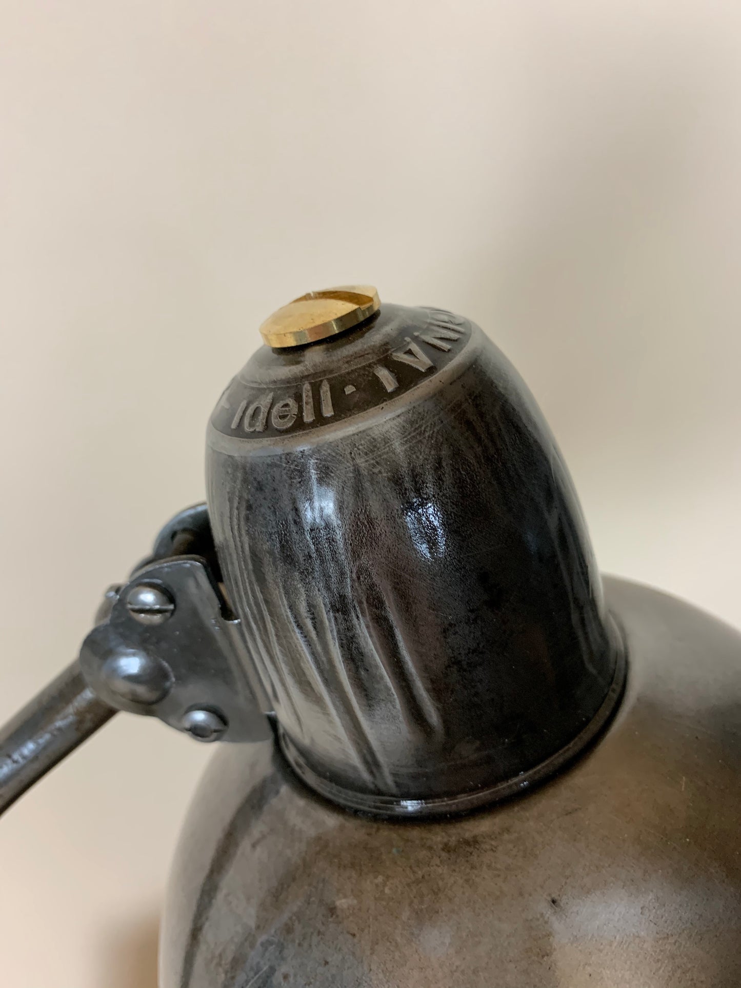 Kaiser Idell bordlampe