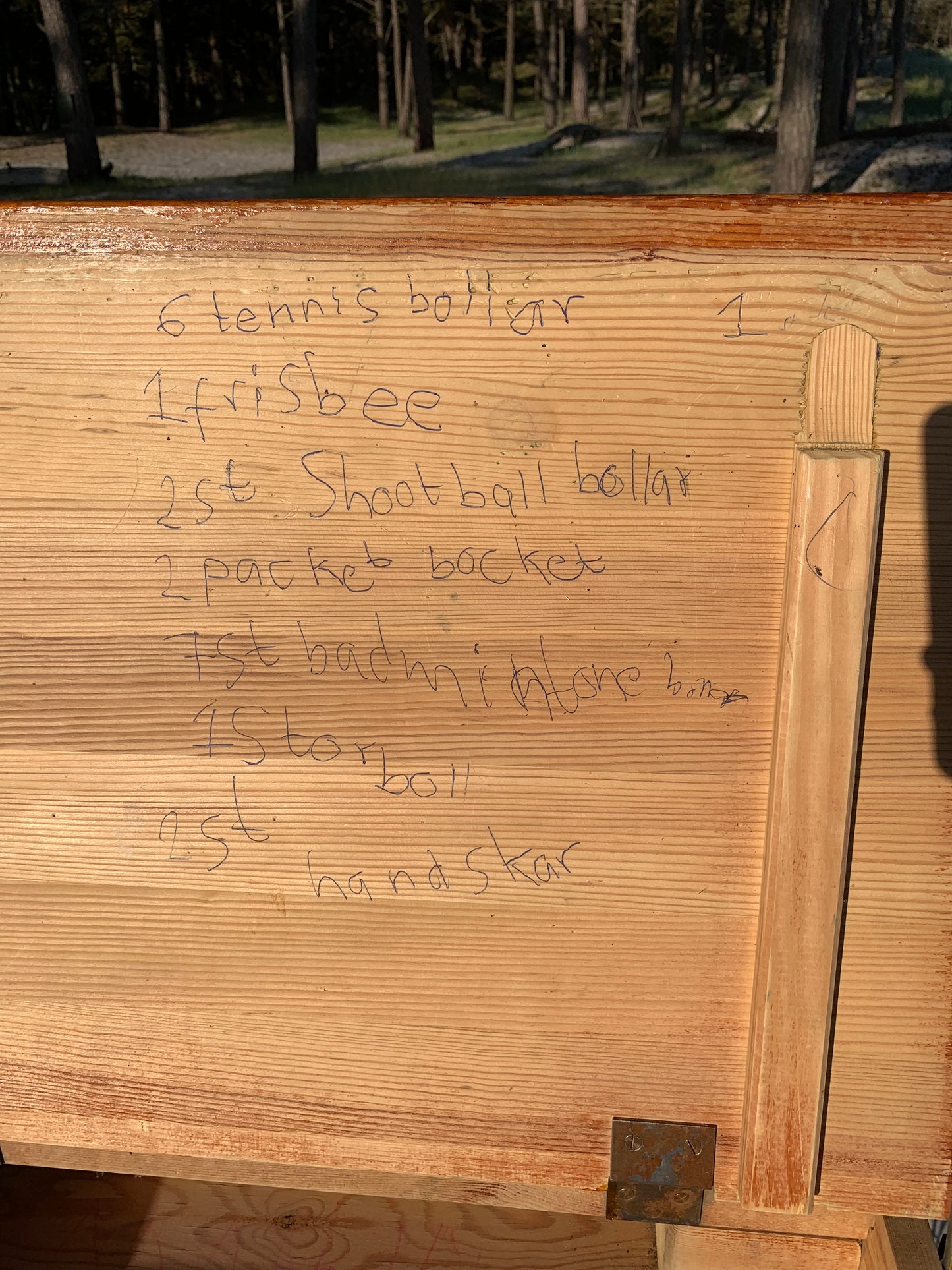 Skolebord og stol fra Grythyttan