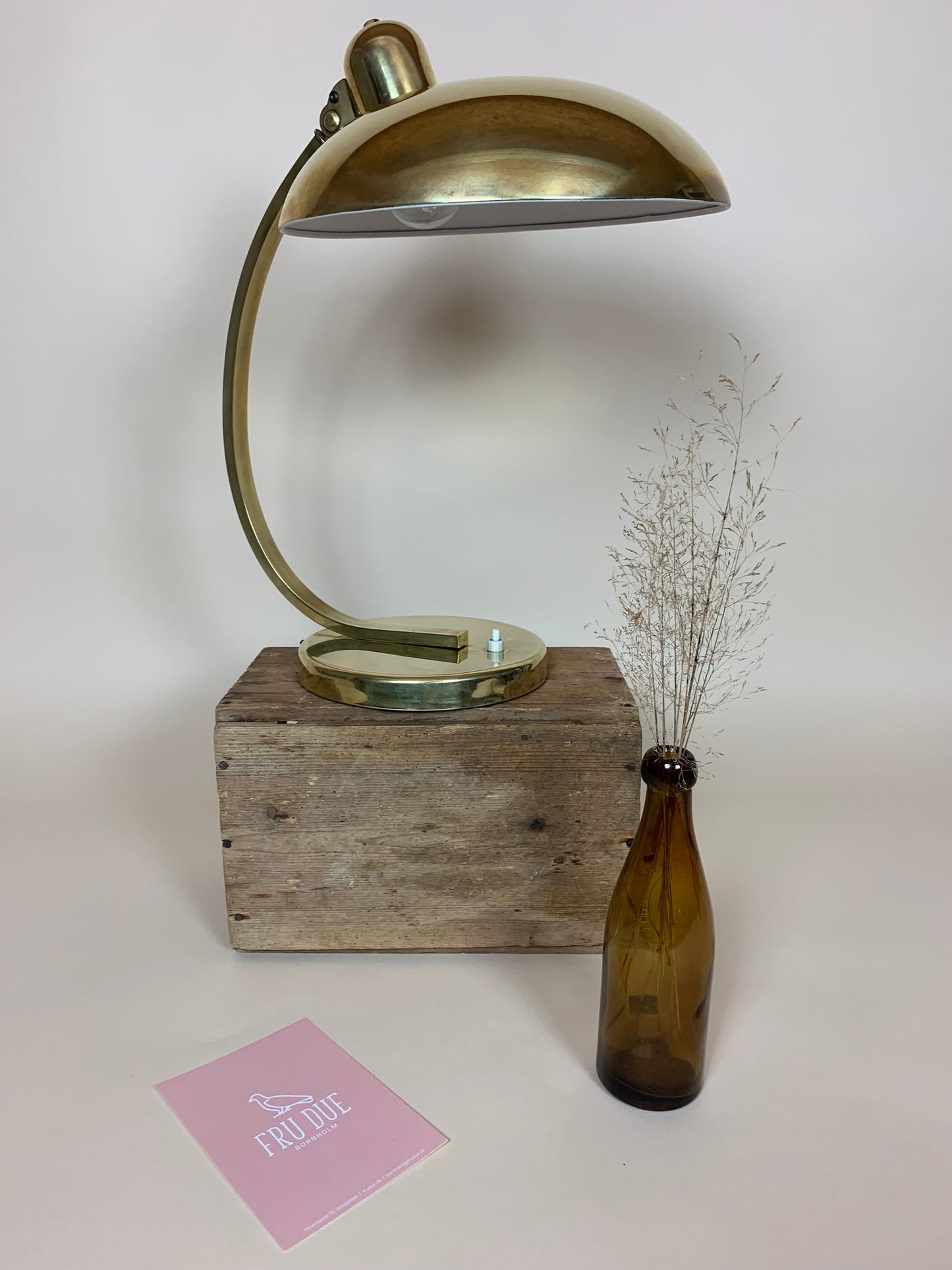 Smuk Christian Dell bordlampe i messing model 6750