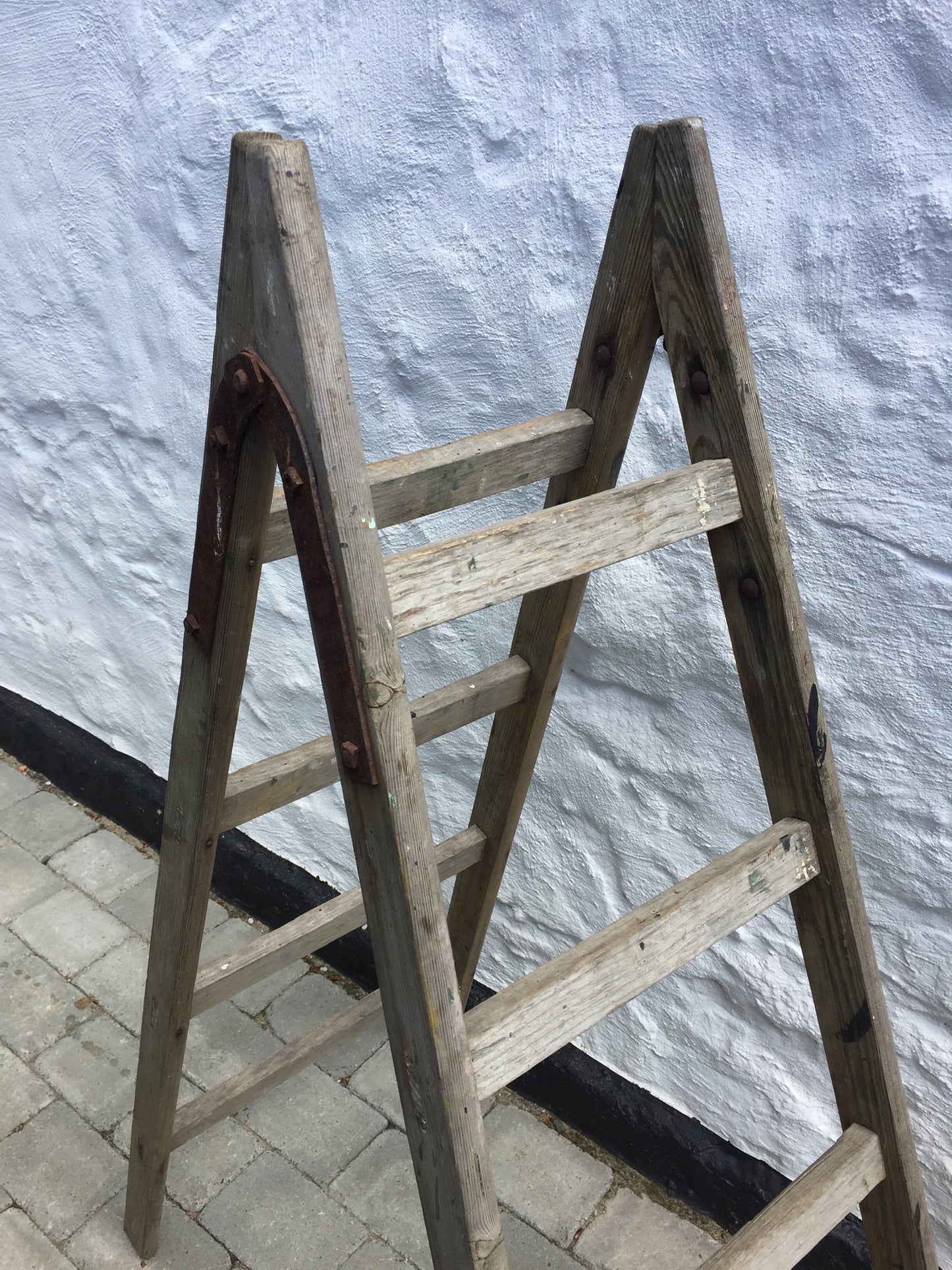 Stige med skøn patina