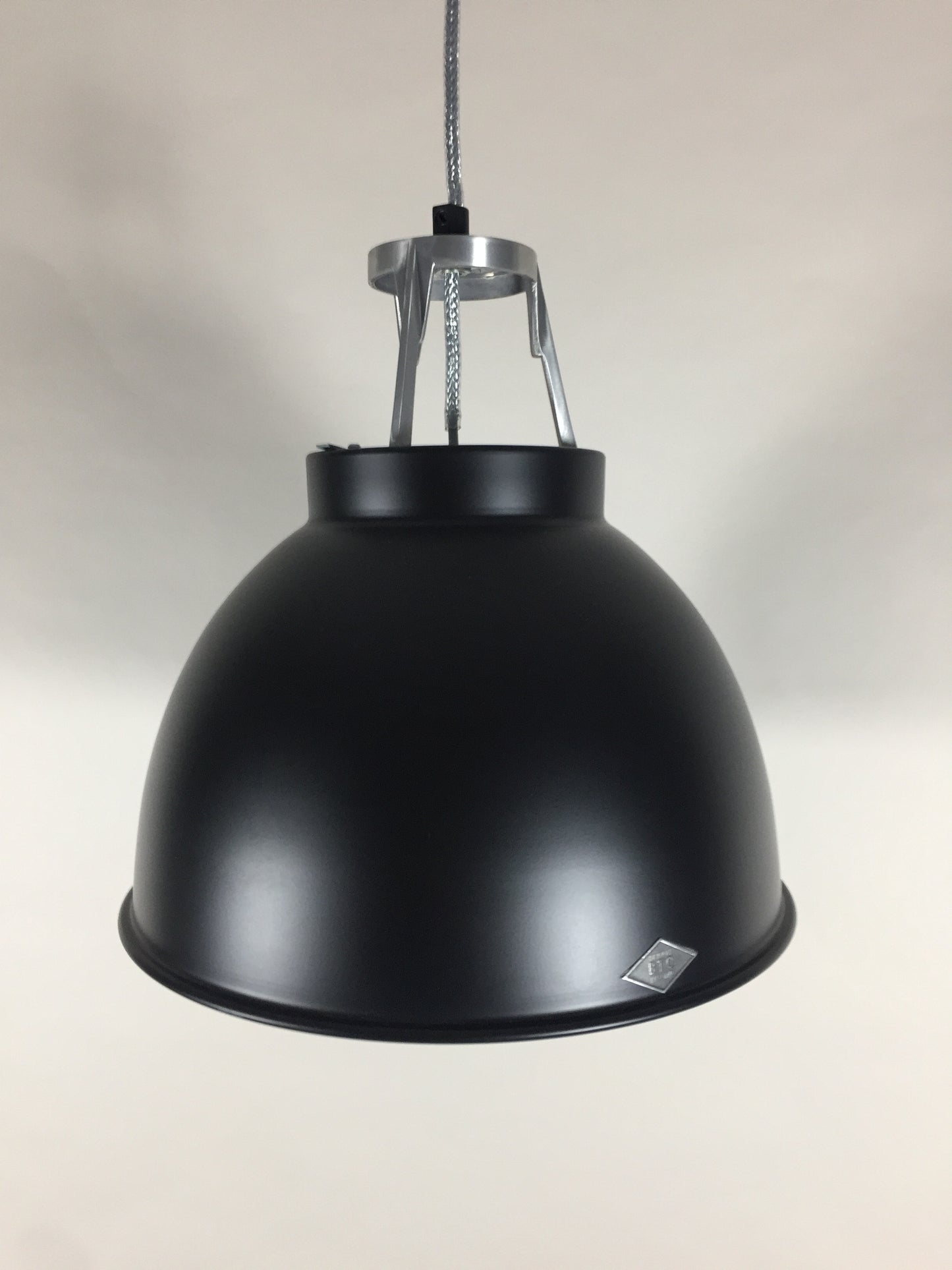 Original BTC lampe - Titan i sort