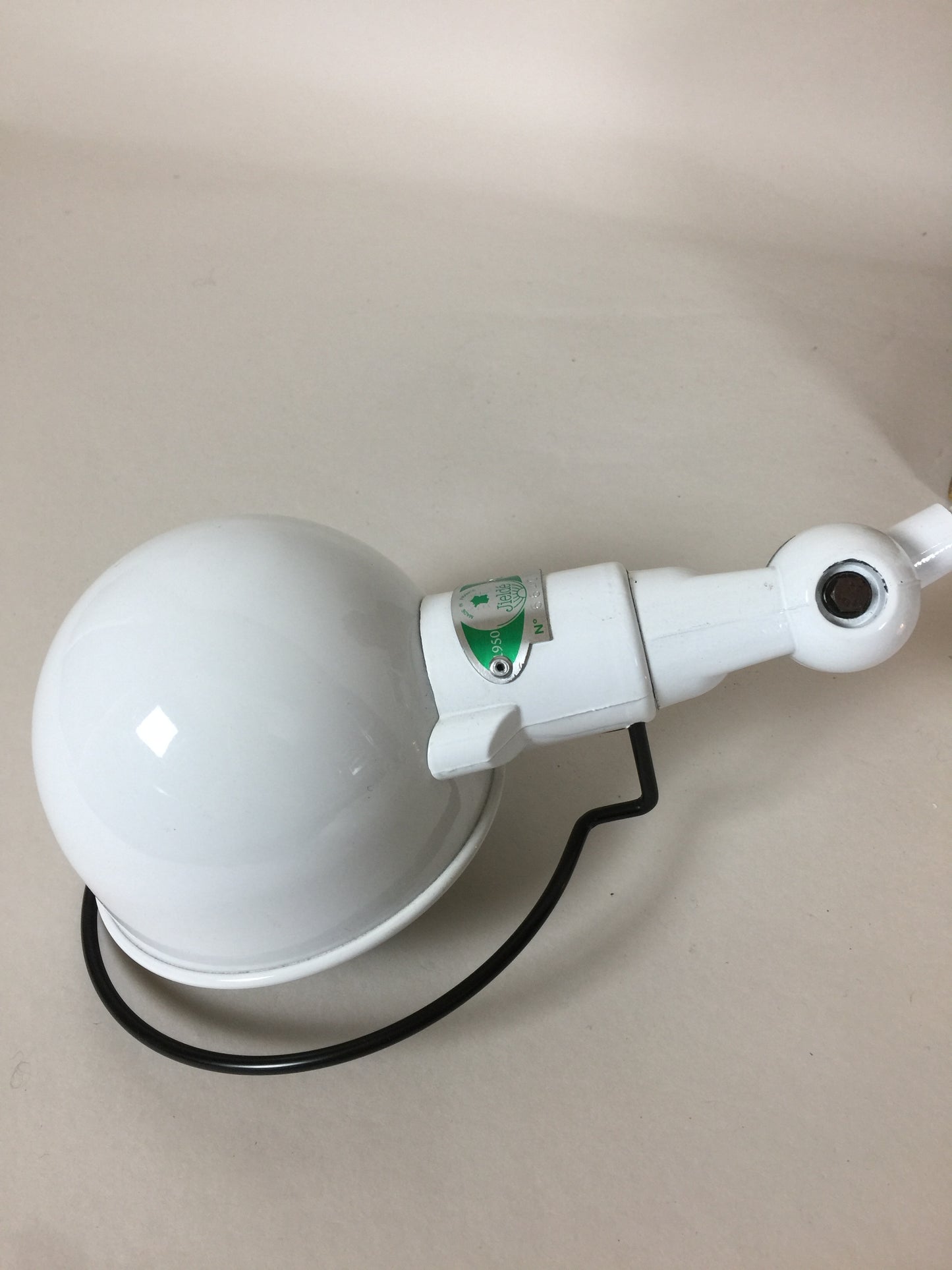 Fin lille Jieldé lampe i hvid med afbryder
